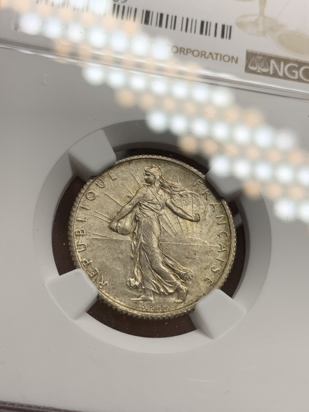 《竞宝斋》第79场-本周日，周一，周四3场拍卖（全场不限金额包邮） NGC-MS63 法国1916年 播种女神 1法郎银币 带彩好品