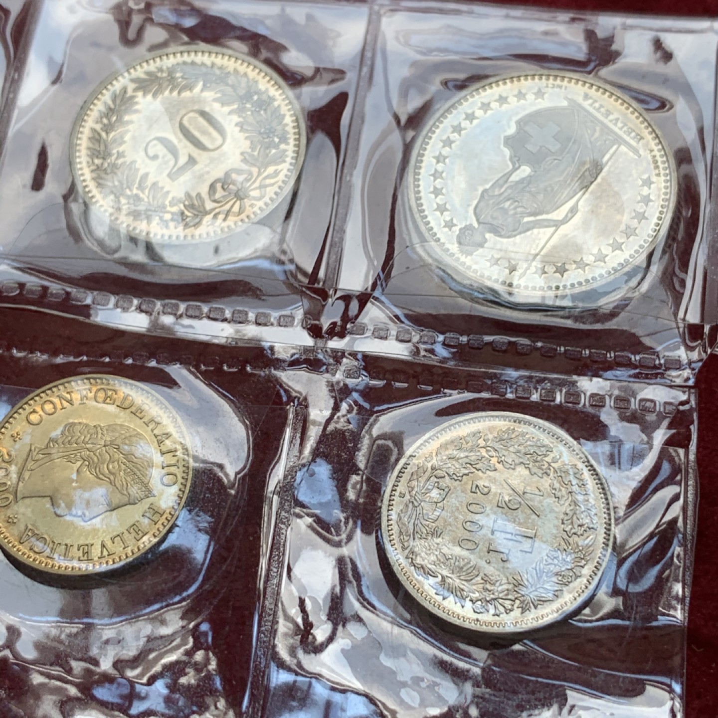 《竞宝斋》第79场-本周日，周一，周四3场拍卖（全场不限金额包邮） 瑞士 2000年 2001年 套币各一组