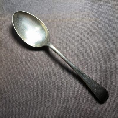 第七期 七月第3拍 - 7.3.1外国银勺，重48克银，带淡彩，带银标，低于银价起拍