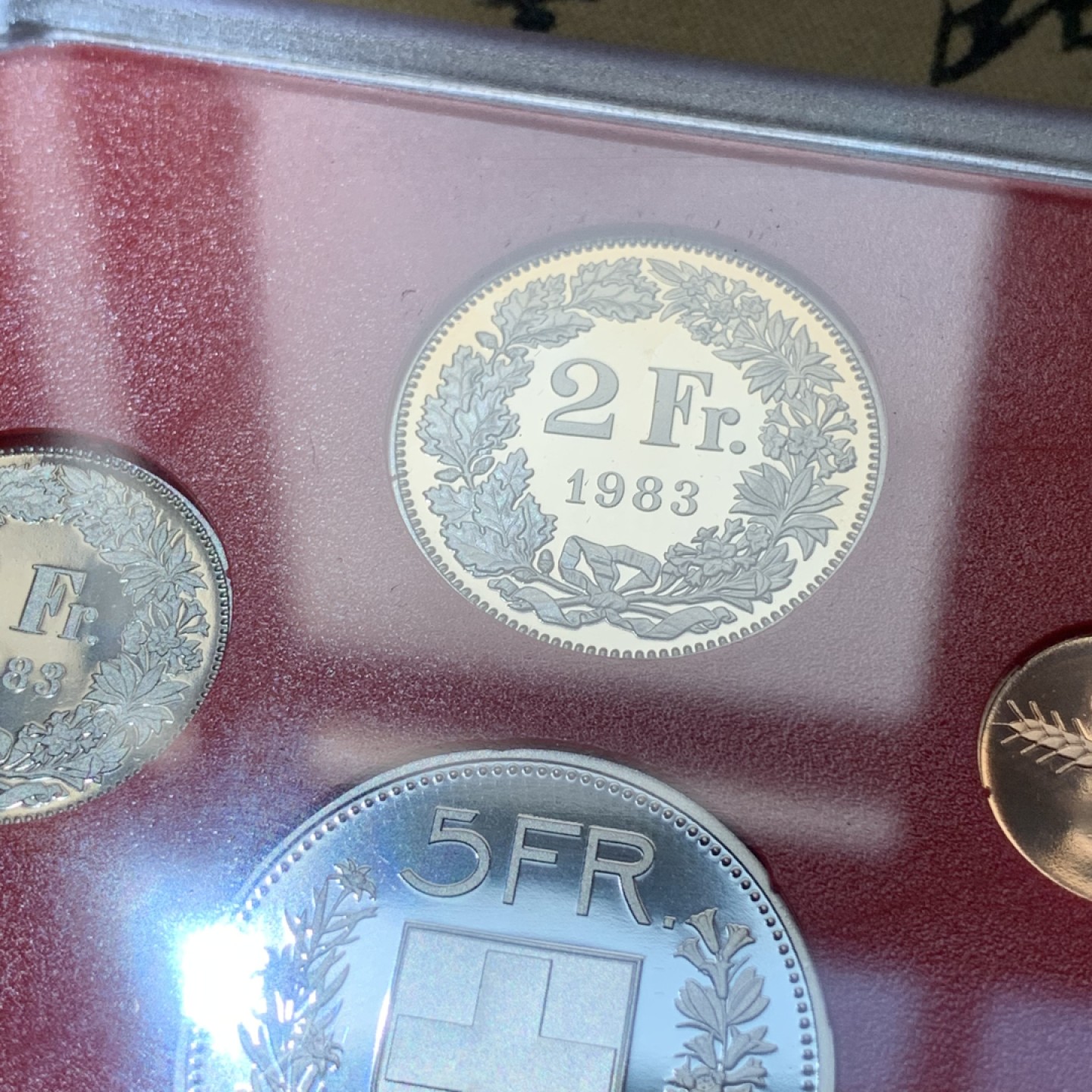 《竞宝斋》第79场-本周日，周一，周四3场拍卖（全场不限金额包邮） 原装 瑞士1983年 八枚套 精制币 最大面值5法郎 非常少见