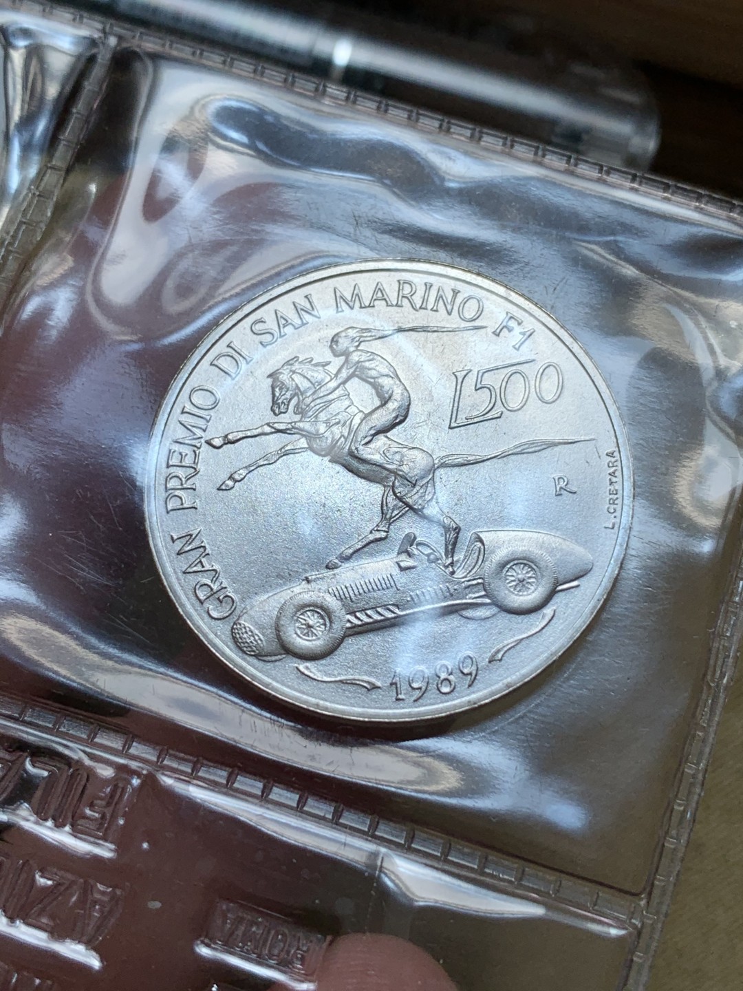 《竞宝斋》第79场-本周日，周一，周四3场拍卖（全场不限金额包邮） 原盒证书 圣马力诺 1989年 F1大奖赛纪念 500和1000里拉 银币