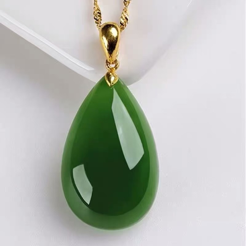 新疆天然玉石【送项链】玉吊坠菠菜绿玉髓坠子冰种通透