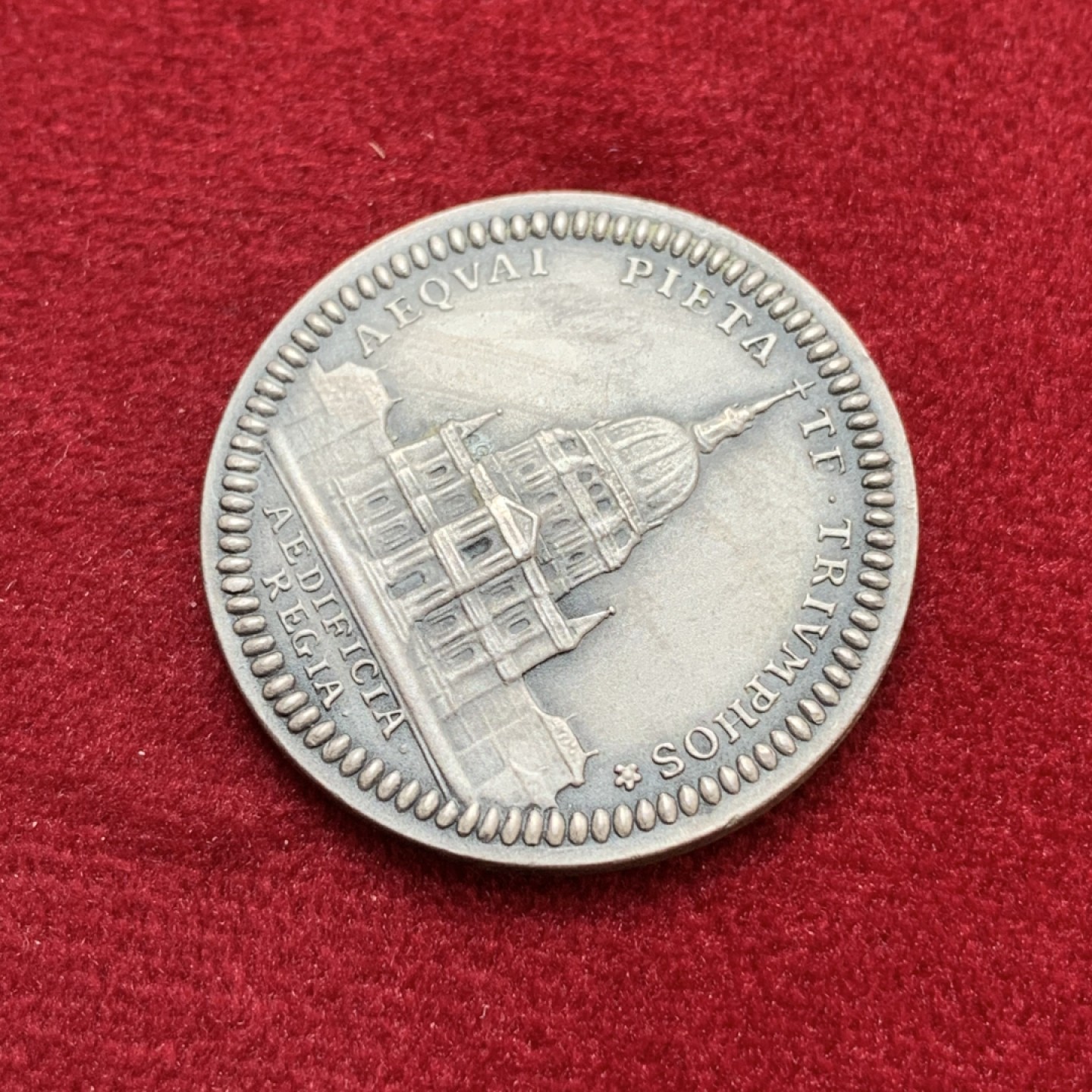 《竞宝斋》第79场-本周日，周一，周四3场拍卖（全场不限金额包邮）  法国 20世纪初 路易十四太阳王寝宫 JETON银质代币 后铸 黑彩