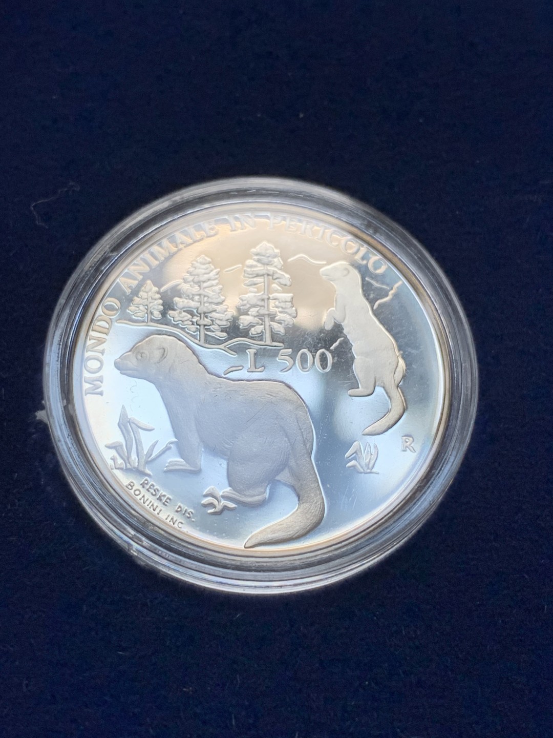 《竞宝斋》第79场-本周日，周一，周四3场拍卖（全场不限金额包邮） 原盒证书 圣马力诺1993年 珍稀动物鼬鼠，啄木鸟和红隼精制银币 500/1000里拉 动物系少见品种