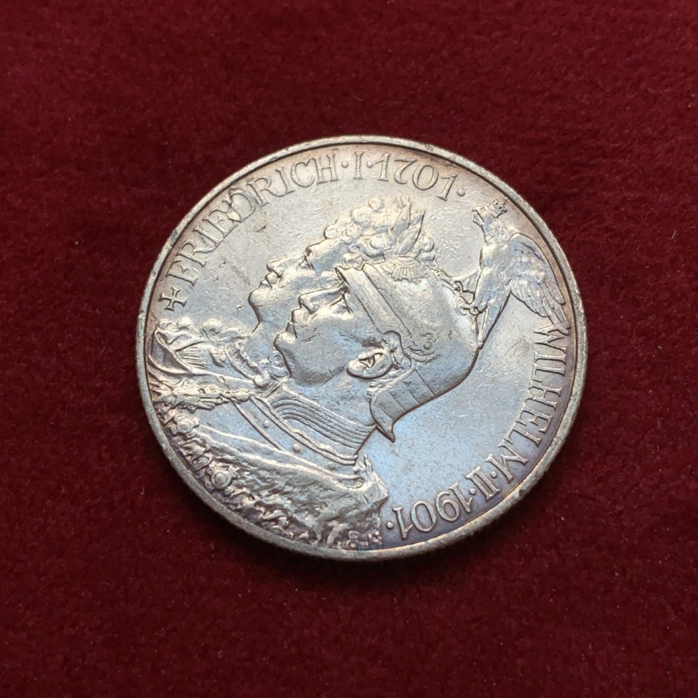 《竞宝斋》第79场-本周日，周一，周四3场拍卖（全场不限金额包邮） 德国普鲁士 1901年 200周年纪念2马克 银币 带点环彩