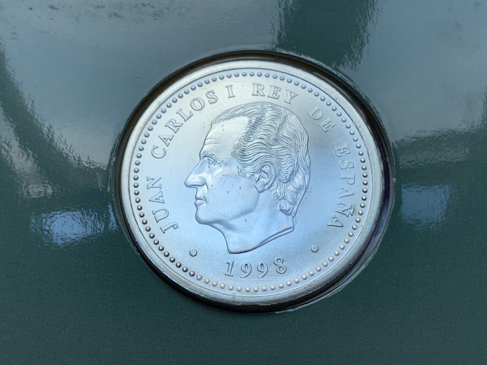 《竞宝斋》第79场-本周日，周一，周四3场拍卖（全场不限金额包邮） 卡装 西班牙1998 费利佩二世 2000比塞塔 大银币