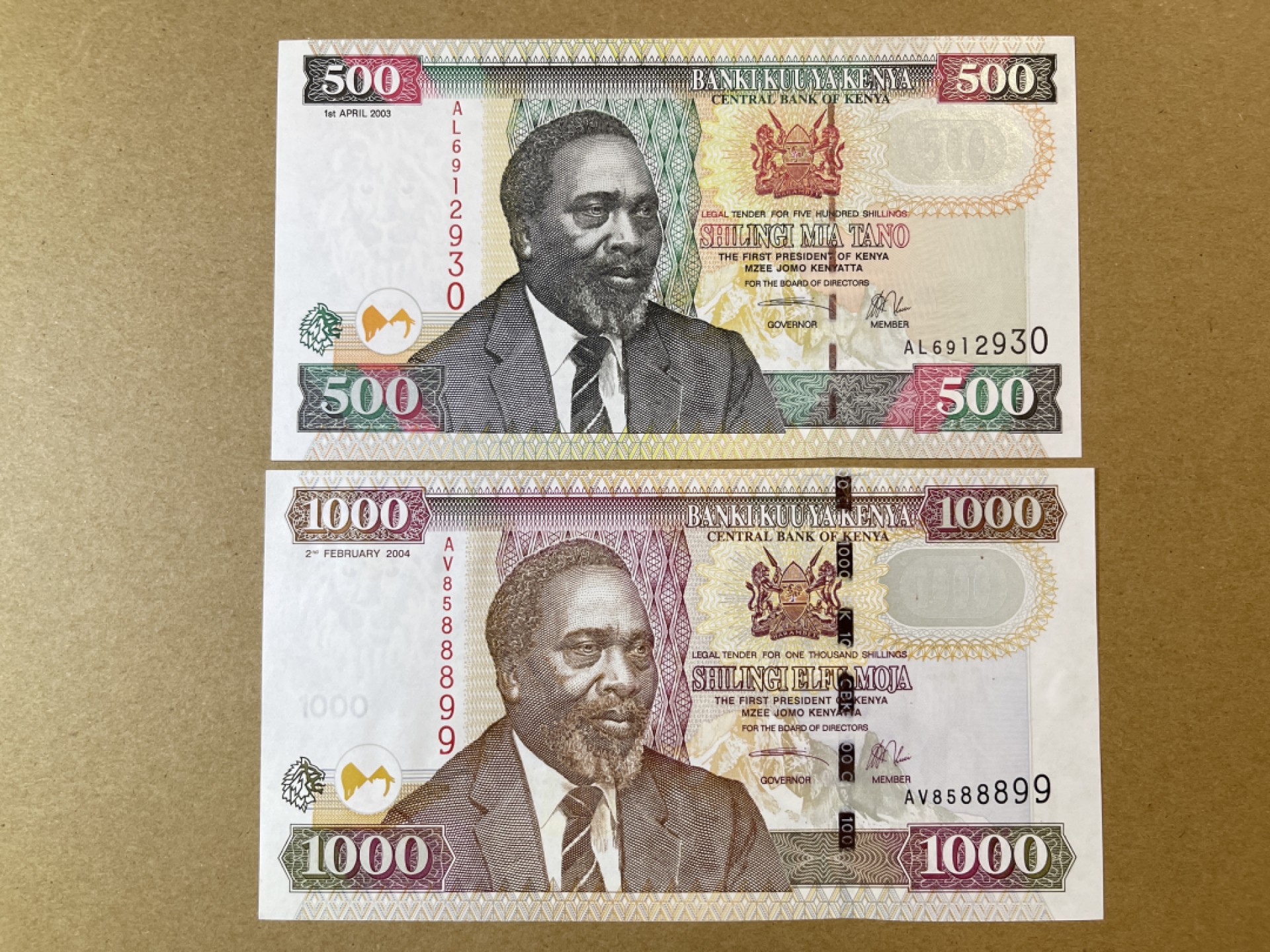 《张总收藏》66期——初版首发 肯尼亚500、1000元2张 UNC 2003年版 肯尼亚第一任总统乔莫·肯雅塔