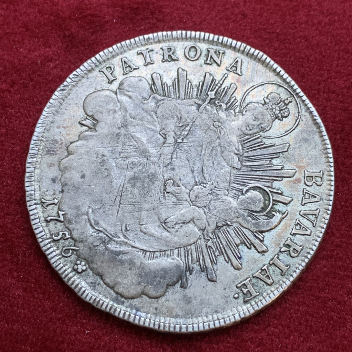 《竞宝斋》第79场-本周日，周一，周四3场拍卖（全场不限金额包邮） 德国巴伐利亚 1756年 圣母抱婴 1泰勒 大银币 酱彩包浆 非常漂亮