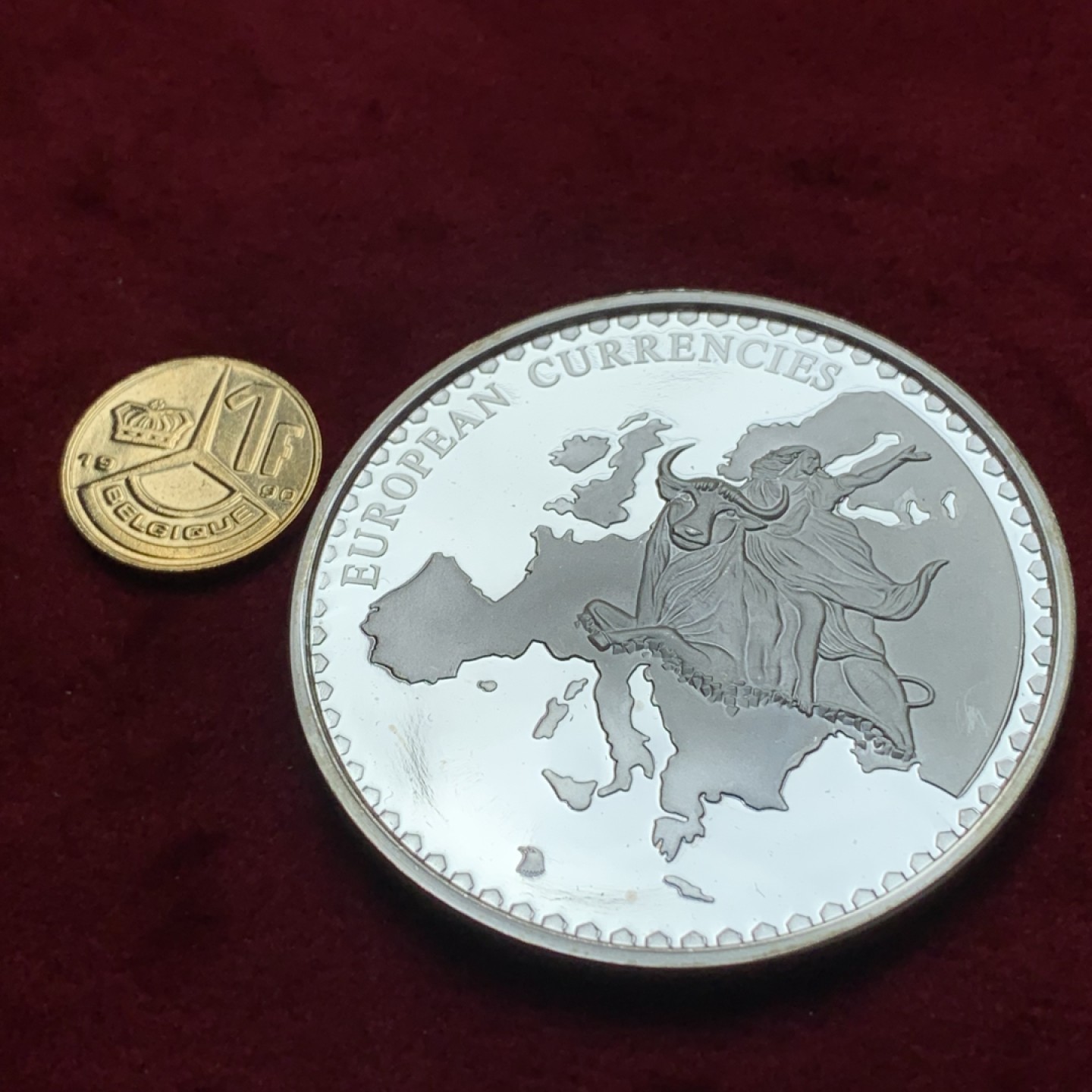 《竞宝斋》第79场-本周日，周一，周四3场拍卖（全场不限金额包邮） 比利时欧罗巴精制合金章 （54.5g）