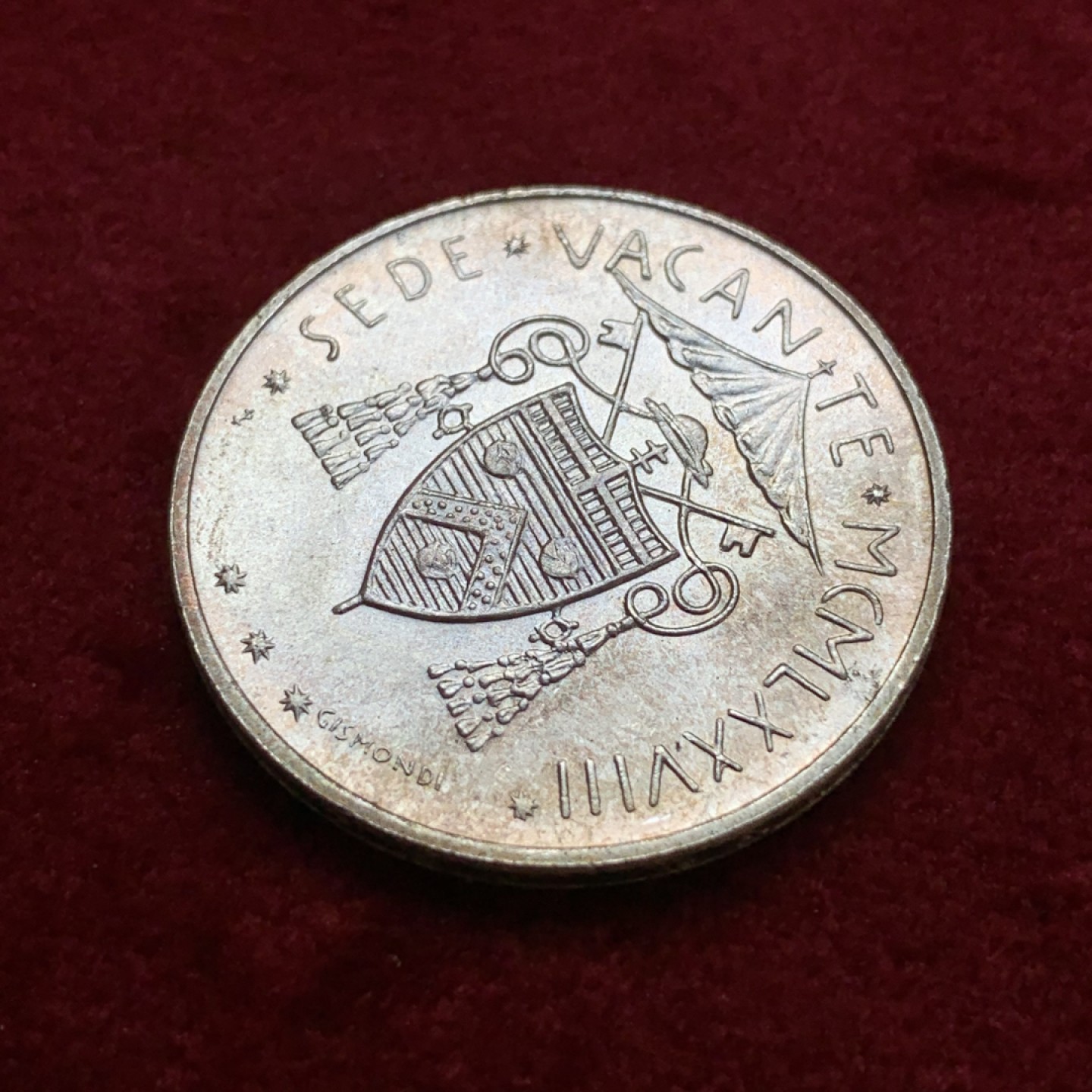 《竞宝斋》第79场-本周日，周一，周四3场拍卖（全场不限金额包邮） 梵蒂冈 1978年 教皇缺位 500里拉 淡彩银币 BU品