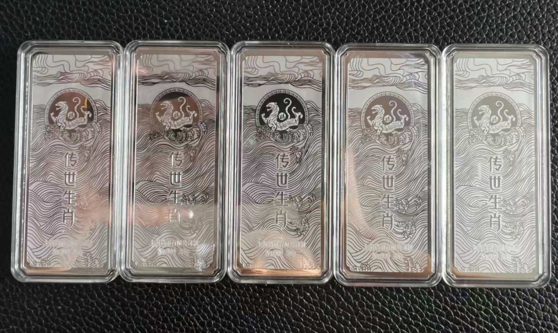 【华誉大咖】第2082期拍卖 上海造币厂彩银虎一套5枚，(Ag999纯银125克)。
