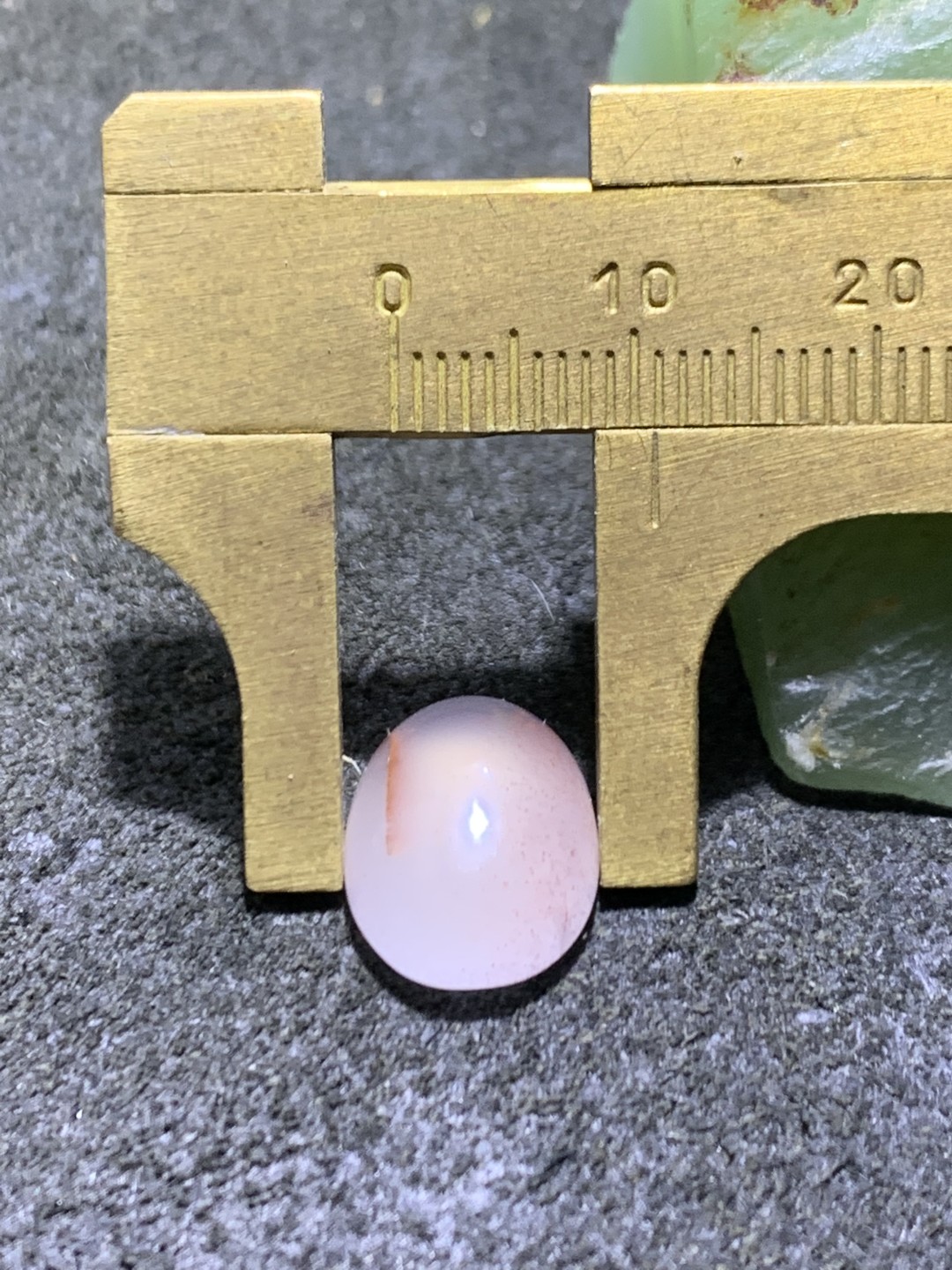 南红玛瑙荔枝冻飘红通货戒面一个，
