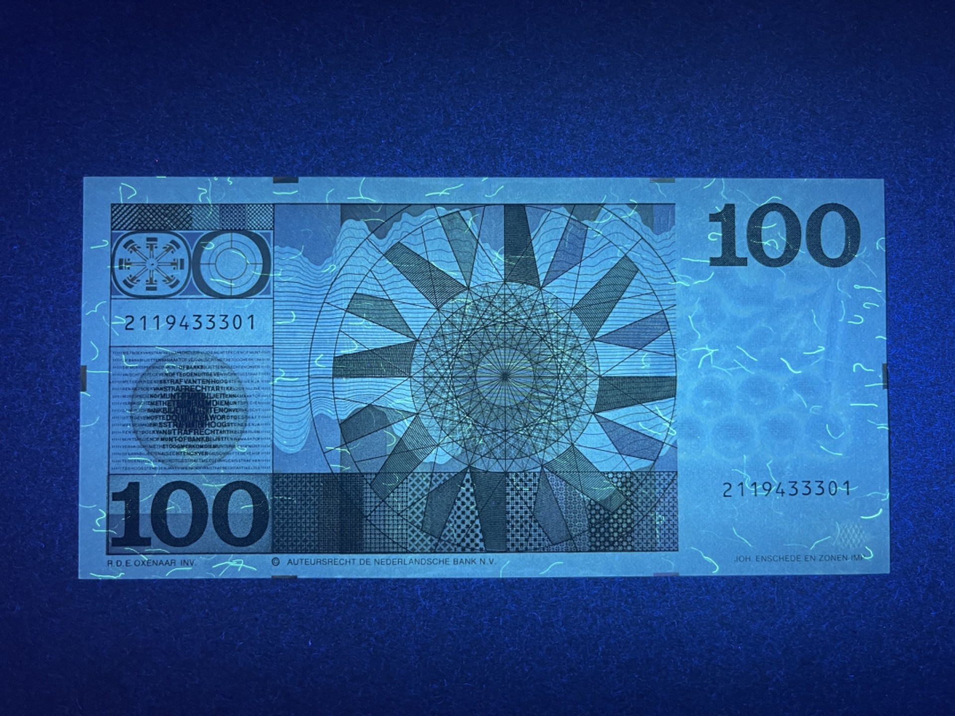 《张总收藏》66期——初版首发 荷兰100盾 UNC 人像版 1970年