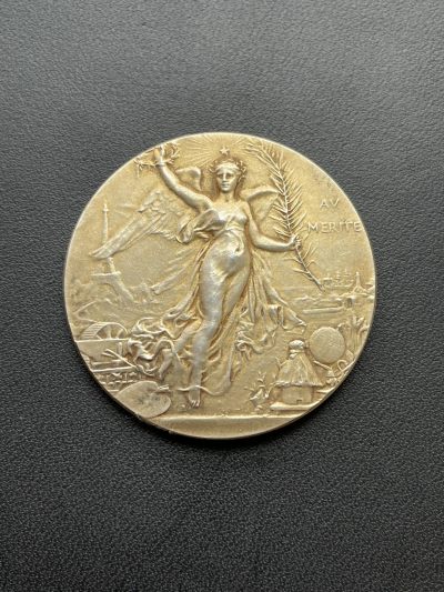 欧洲章牌-首场拍卖 - 1法国胜利女神镀金银章