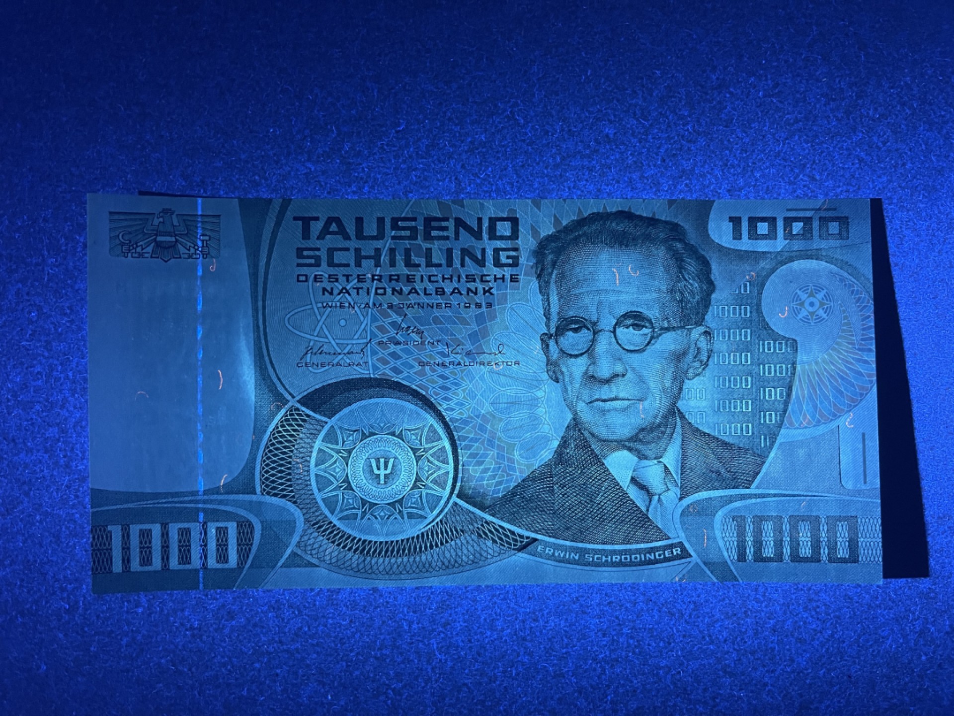 《张总收藏》66期——初版首发 奥地利1000先令 UNC 1983年 奥地利物理学家薛定谔 