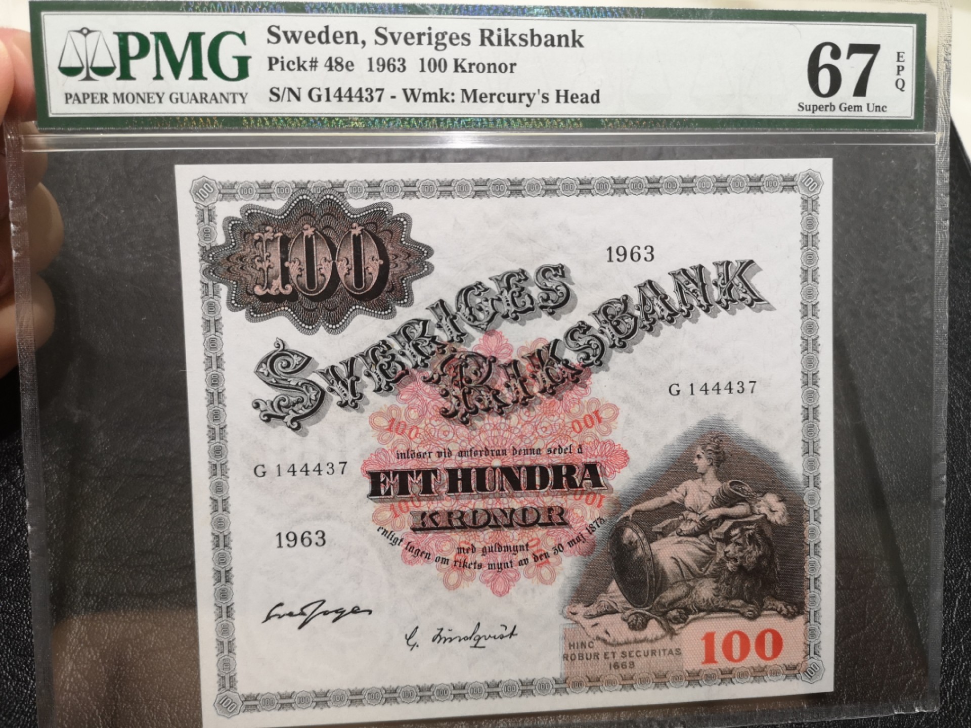 《外钞收藏家》第一百九十二期 1963年瑞典100克朗 大票幅 PMG67