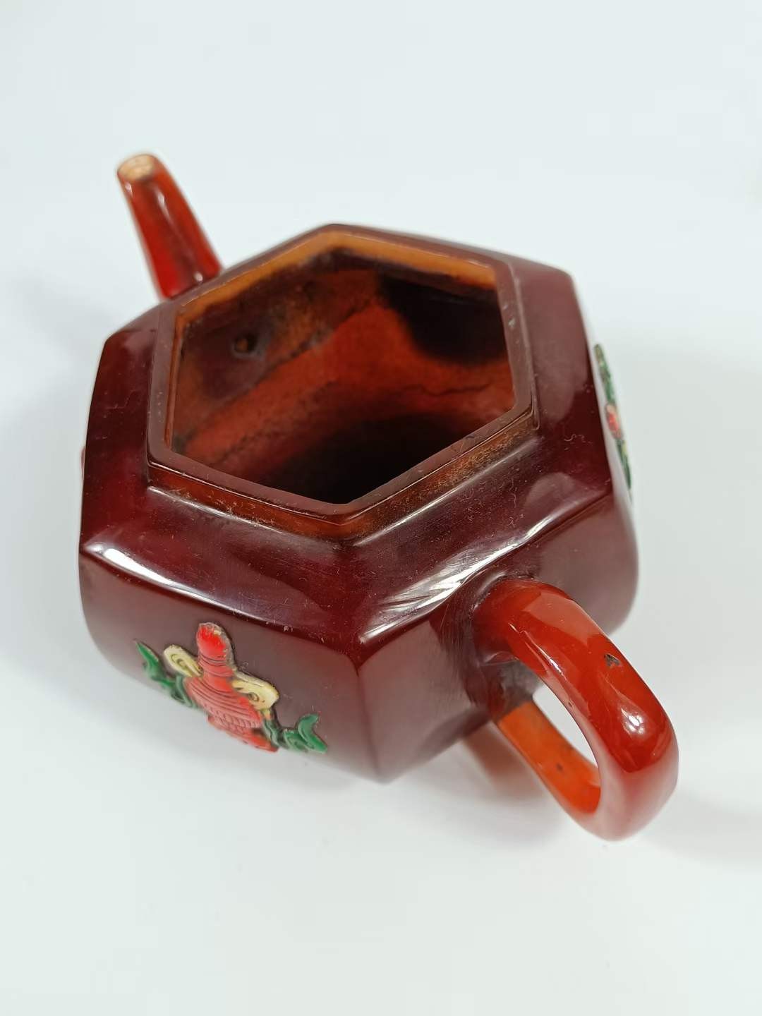 旧藏琥珀茶具，保存完整，做工精细，皮壳老辣，包将浓厚，喜欢的联系