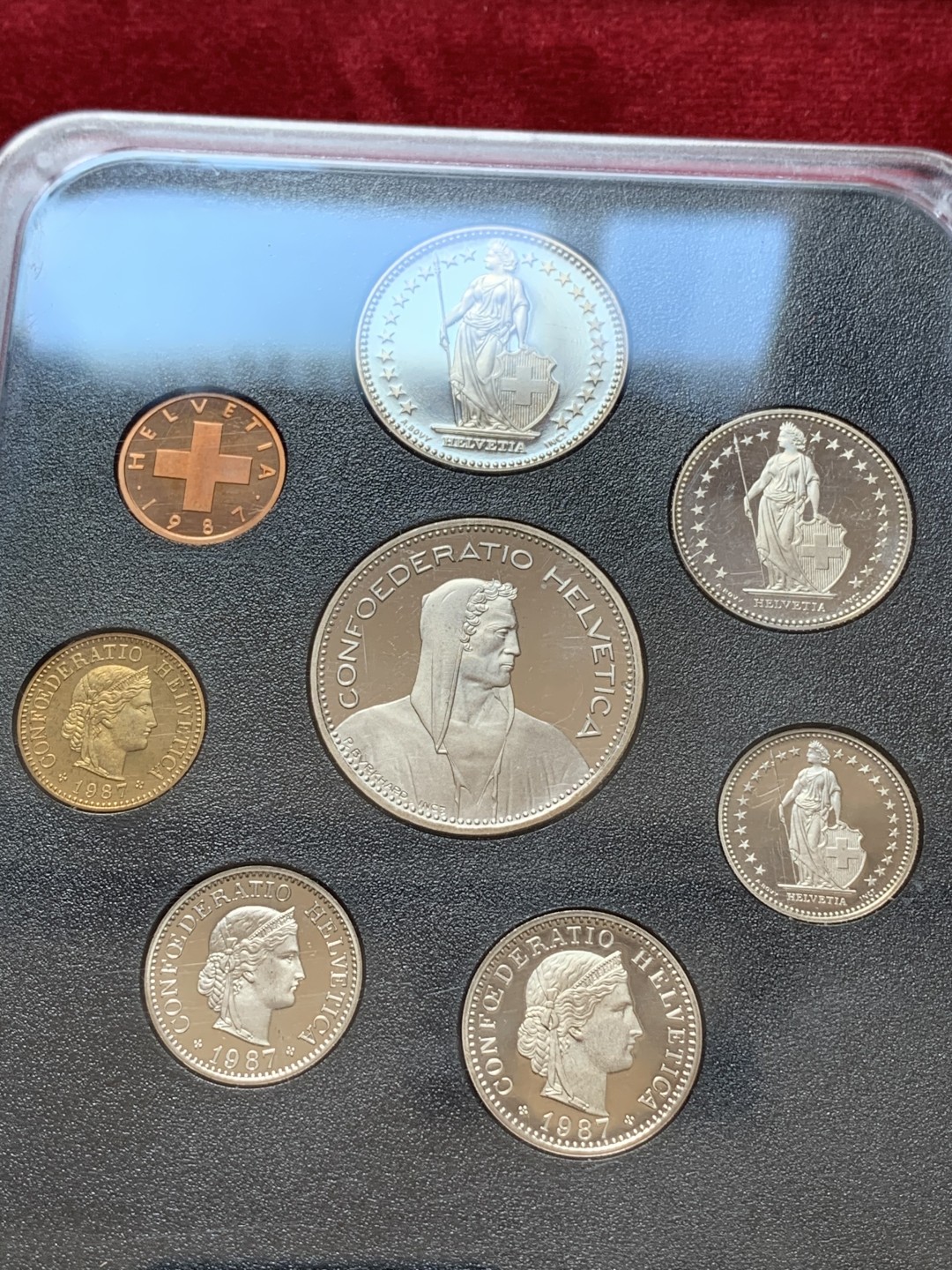 《竞宝斋》第80场-本周日，周一 2场连拍（全场不限金额包邮） 官方封装套币 精制 proof 瑞士1987年  八枚套不同面值 少见