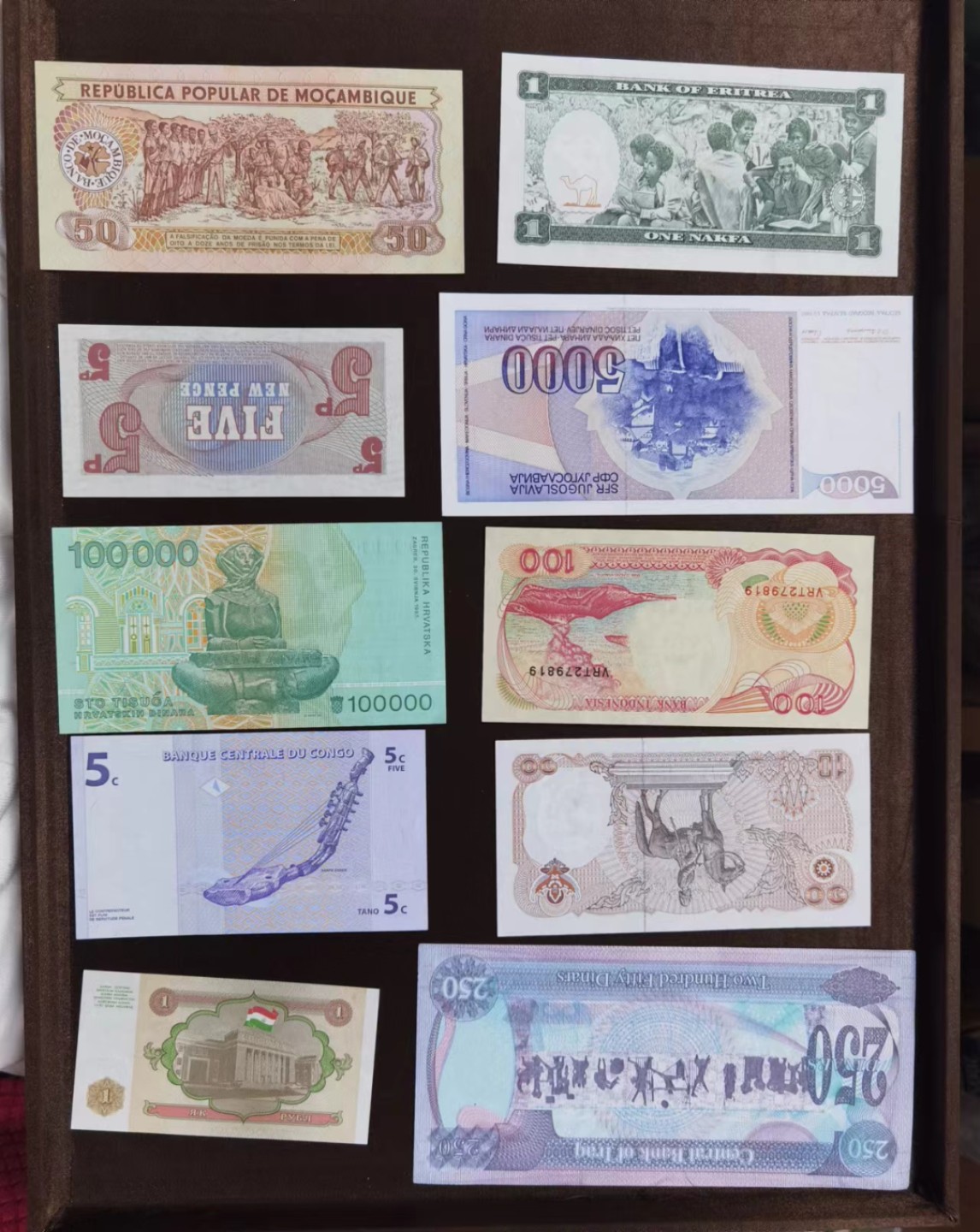 北京马甸外国钱币专卖微拍第八十二期，外国纸币专场，陆续上新，欢迎关注 散币10张之十