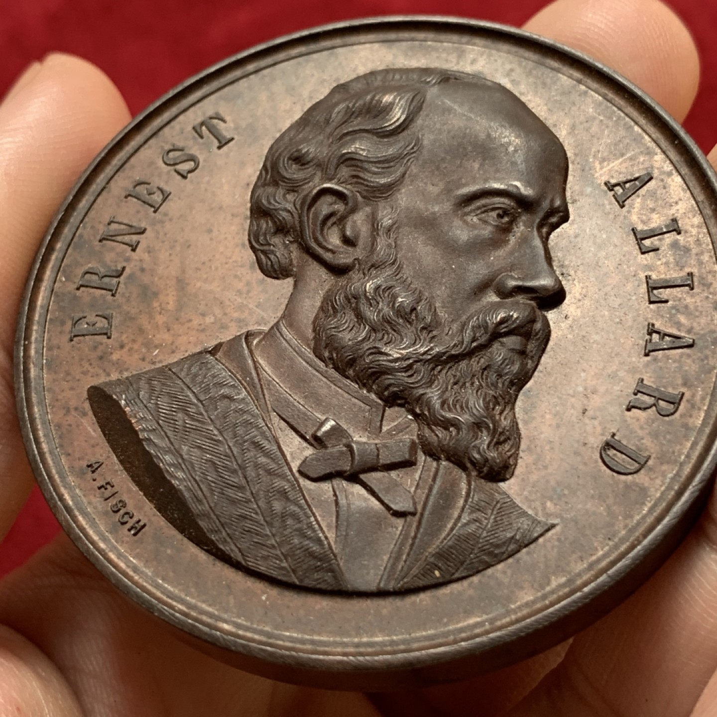 《竞宝斋》第80场-本周日，周一 2场连拍（全场不限金额包邮） 19世纪中期比利时恩斯特铜章，直径55mm，重量80.3g，品相非常好，底板干净，发丝清晰。