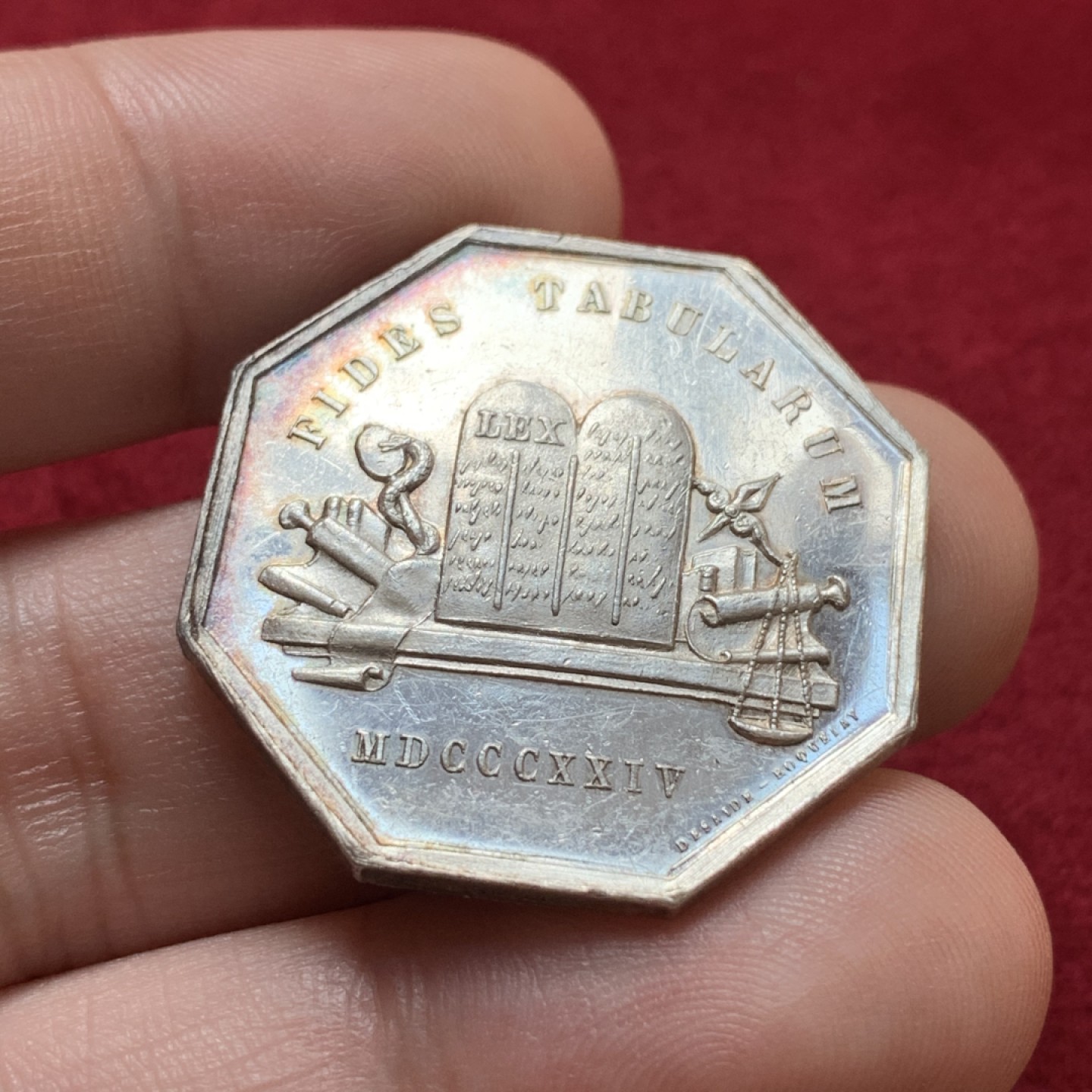 《竞宝斋》第80场-本周日，周一 2场连拍（全场不限金额包邮） 法国1824年法国瓦兹公证处八角银章，14克30mm蜜蜂AR边铭