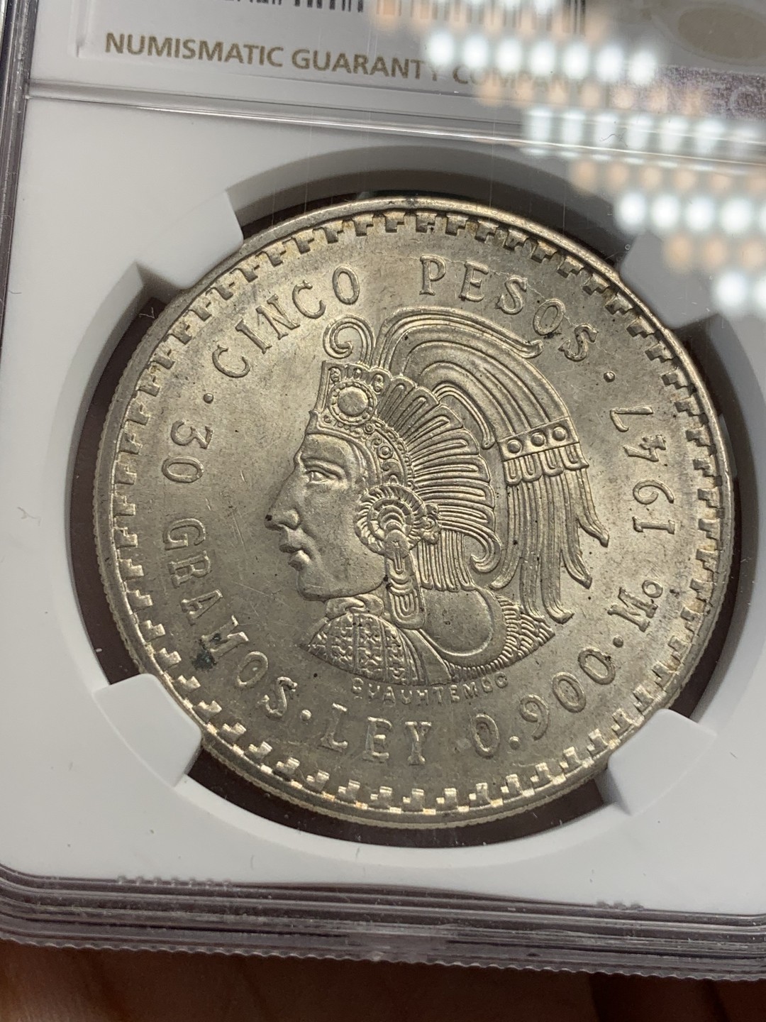 《竞宝斋》第80场-本周日，周一 2场连拍（全场不限金额包邮） NGC-MS64 墨西哥1947年 印第安人头像 5比索大银币 高分顶级品相