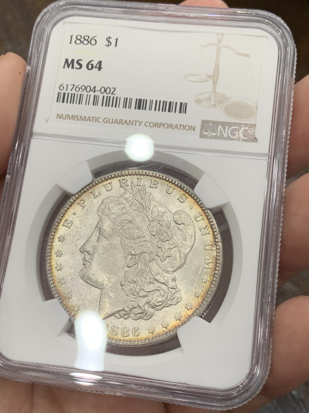 《竞宝斋》第80场-本周日，周一 2场连拍（全场不限金额包邮） NGC-MS64 美国 1886 1美元 摩根银币 原光环彩 转光犀利