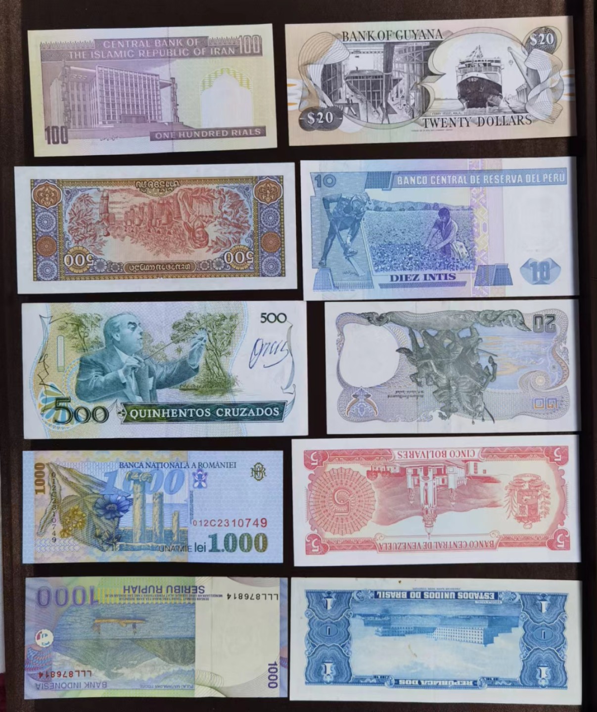 北京马甸外国钱币专卖微拍第八十二期，外国纸币专场，陆续上新，欢迎关注 散币10张之十三