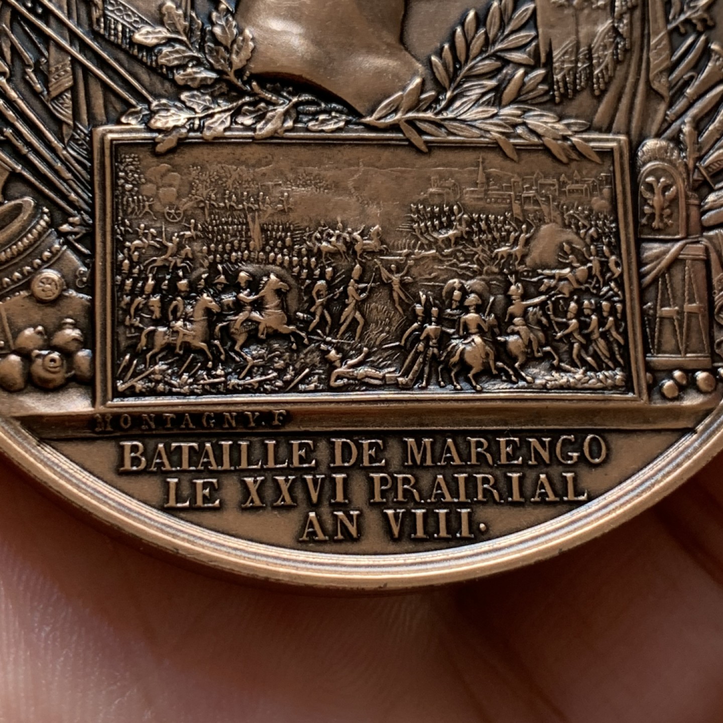 《竞宝斋》第80场-本周日，周一 2场连拍（全场不限金额包邮） 1800年 拿破仑马伦哥战役大章。直径：60mm，克重：102（丰饶角边铭应该是1880年左右铸造）