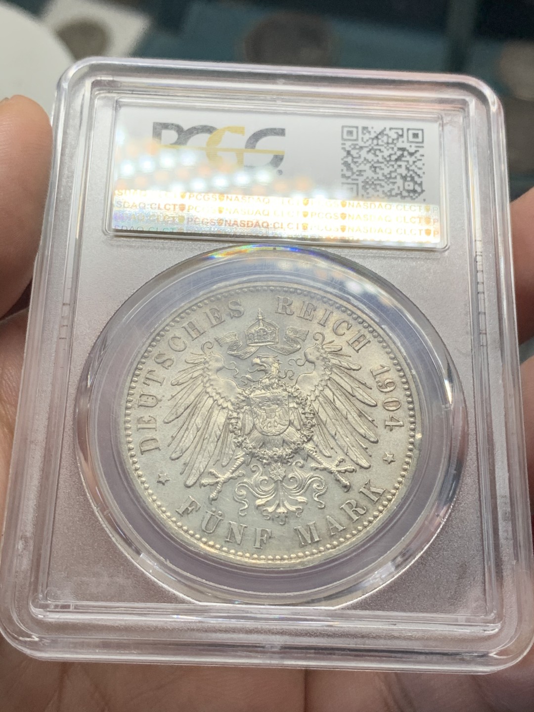 《竞宝斋》第80场-本周日，周一 2场连拍（全场不限金额包邮） PCGS-MS64 德国 萨克森阿伯丁 1904年 5马克 银币 格奥尔格逝世纪念 淡黄油彩包浆