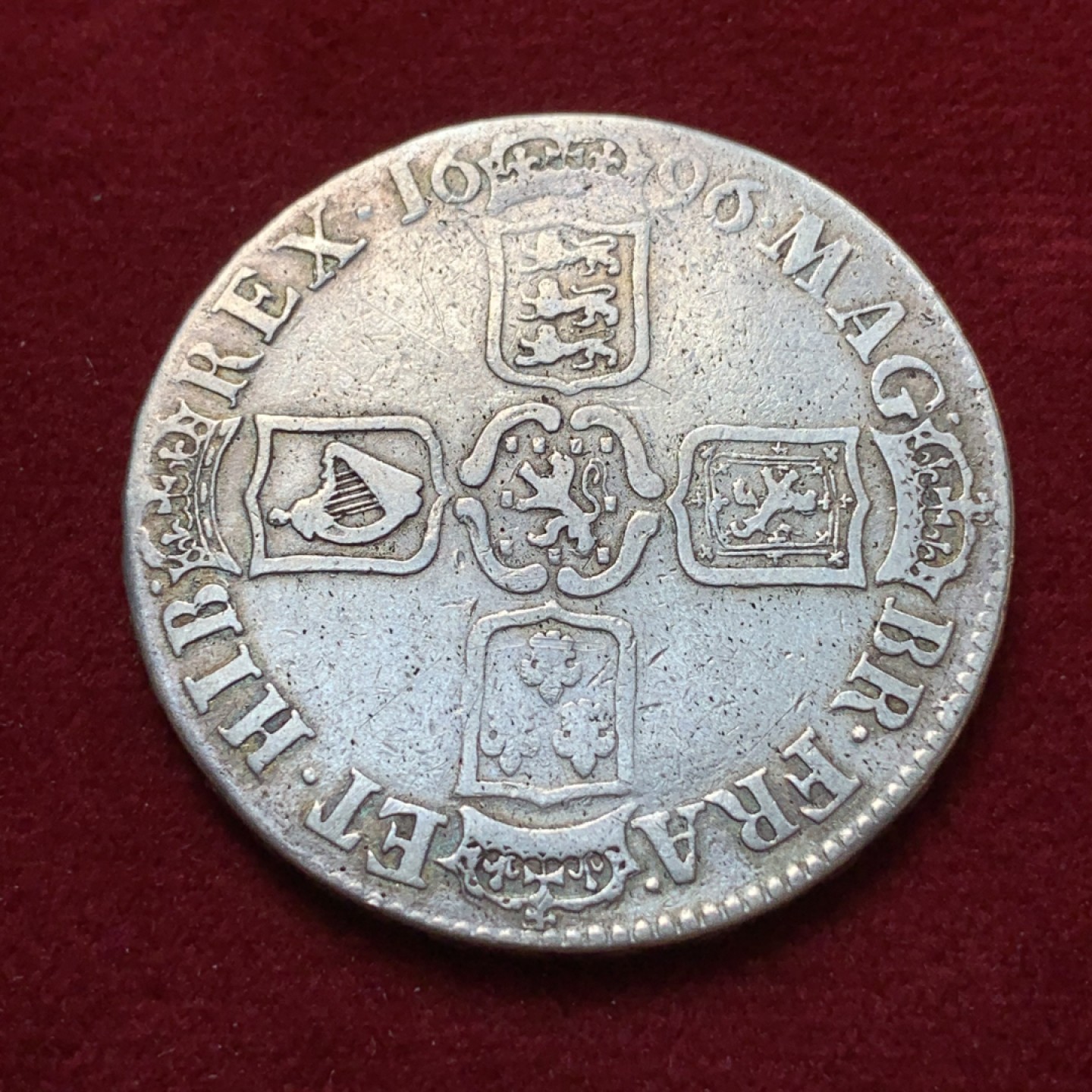 《竞宝斋》第80场-本周日，周一 2场连拍（全场不限金额包邮） 英国威廉三世1696克朗 大银币 少见品种