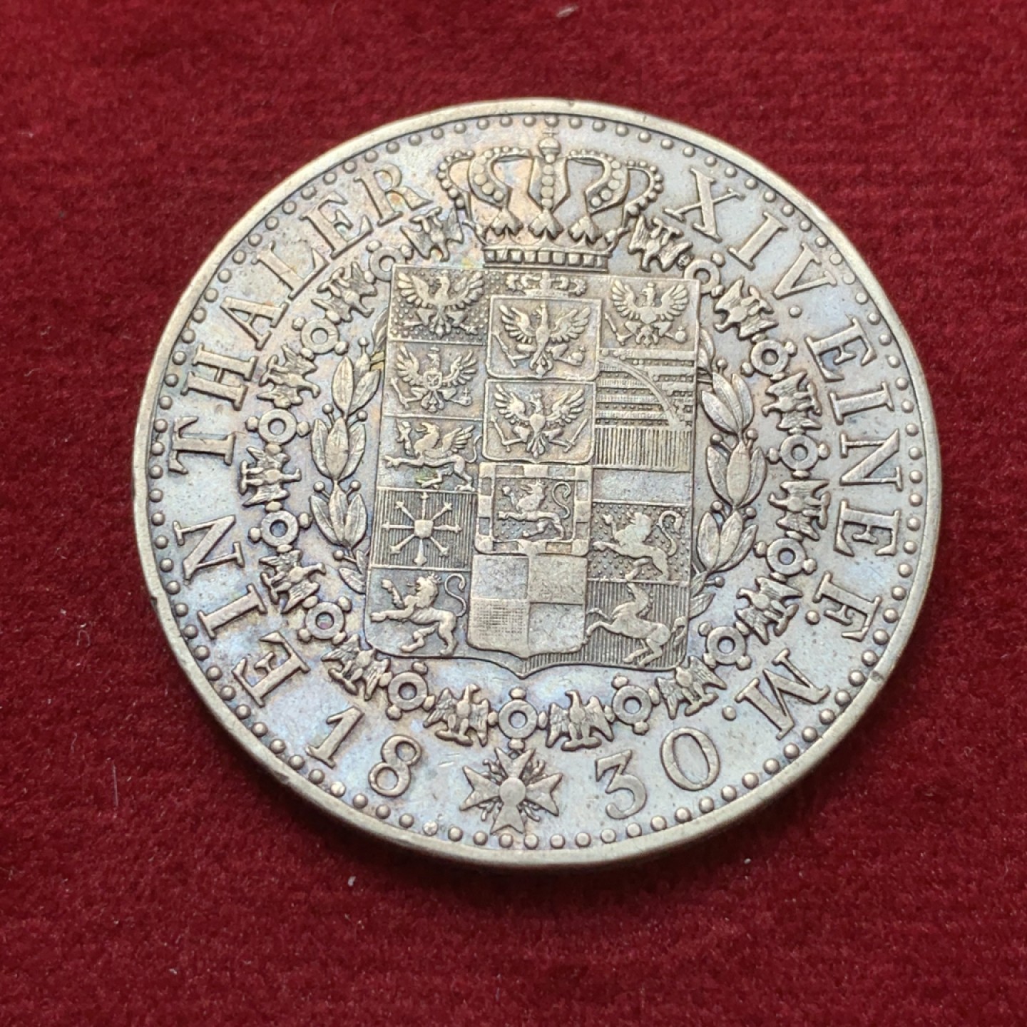 《竞宝斋》第80场-本周日，周一 2场连拍（全场不限金额包邮） 德国普鲁士 1830年 威廉三世 1泰勒 大银币 好品 边有小磕