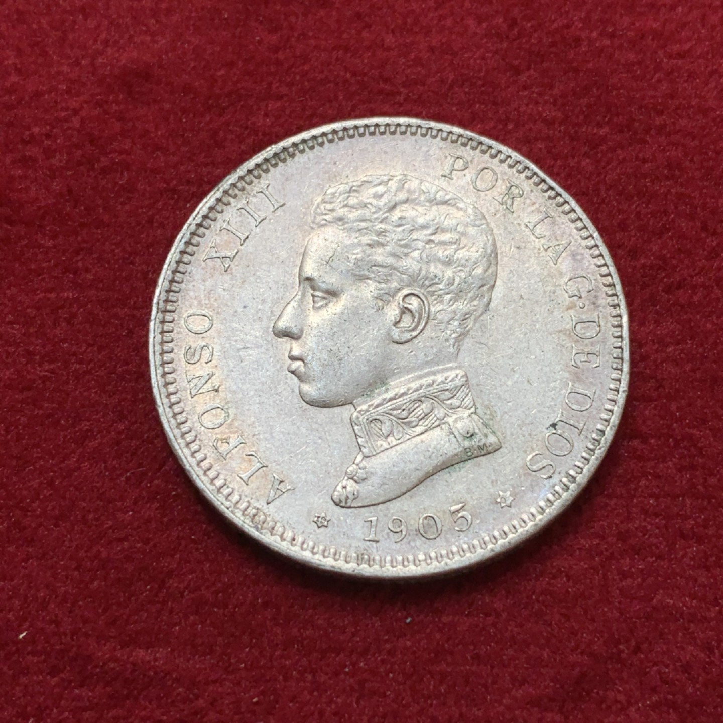 《竞宝斋》第80场-本周日，周一 2场连拍（全场不限金额包邮） 西班牙 1905年 阿方索十三世 军装版 2比塞塔小双柱 好品