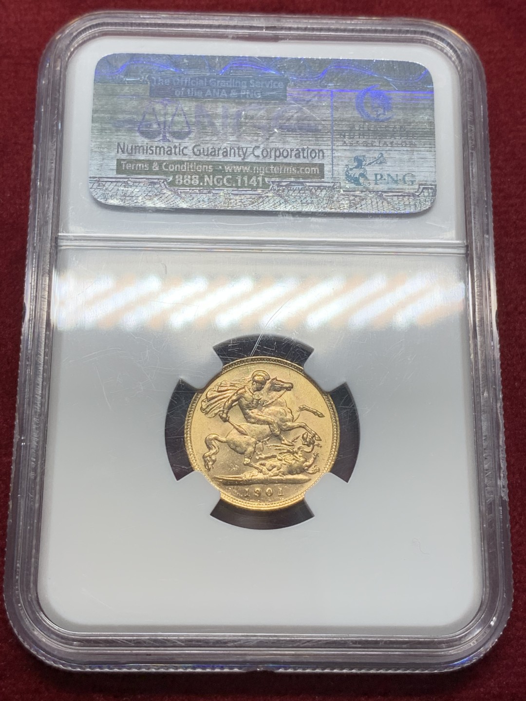 《竞宝斋》第80场-本周日，周一 2场连拍（全场不限金额包邮） NGC MS63 原光英国1901年维多利亚披纱版1/2索维林马剑金币女王最后年份