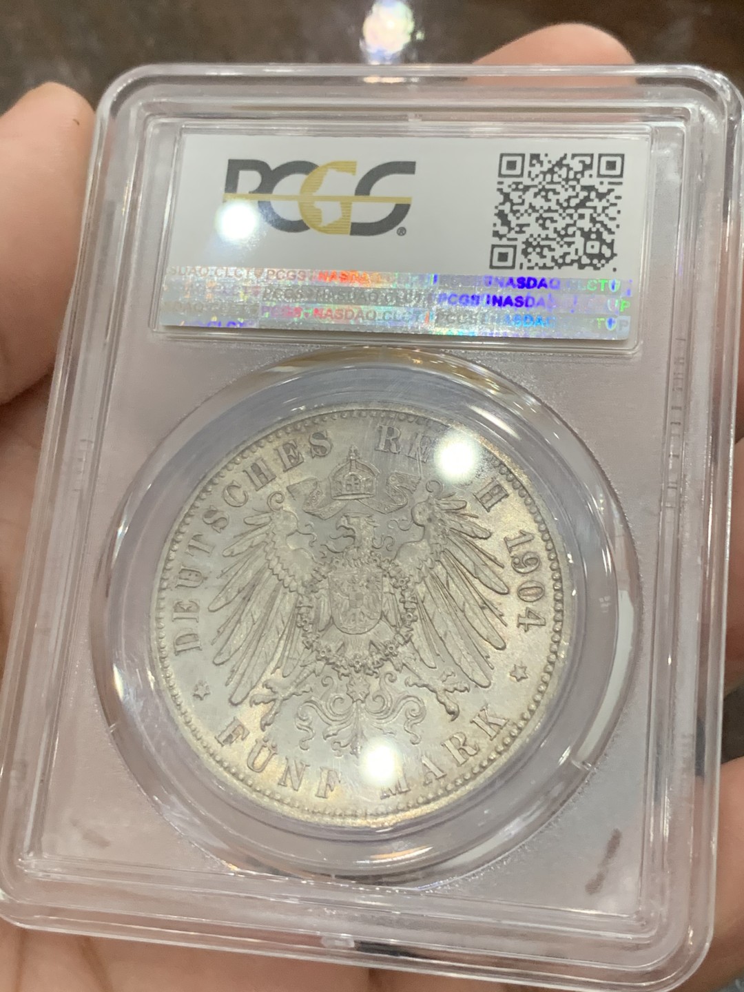 《竞宝斋》第80场-本周日，周一 2场连拍（全场不限金额包邮） PCGS-MS64 德国 萨克森阿伯丁 1904年 5马克 银币 格奥尔格逝世纪念 淡黄油彩包浆
