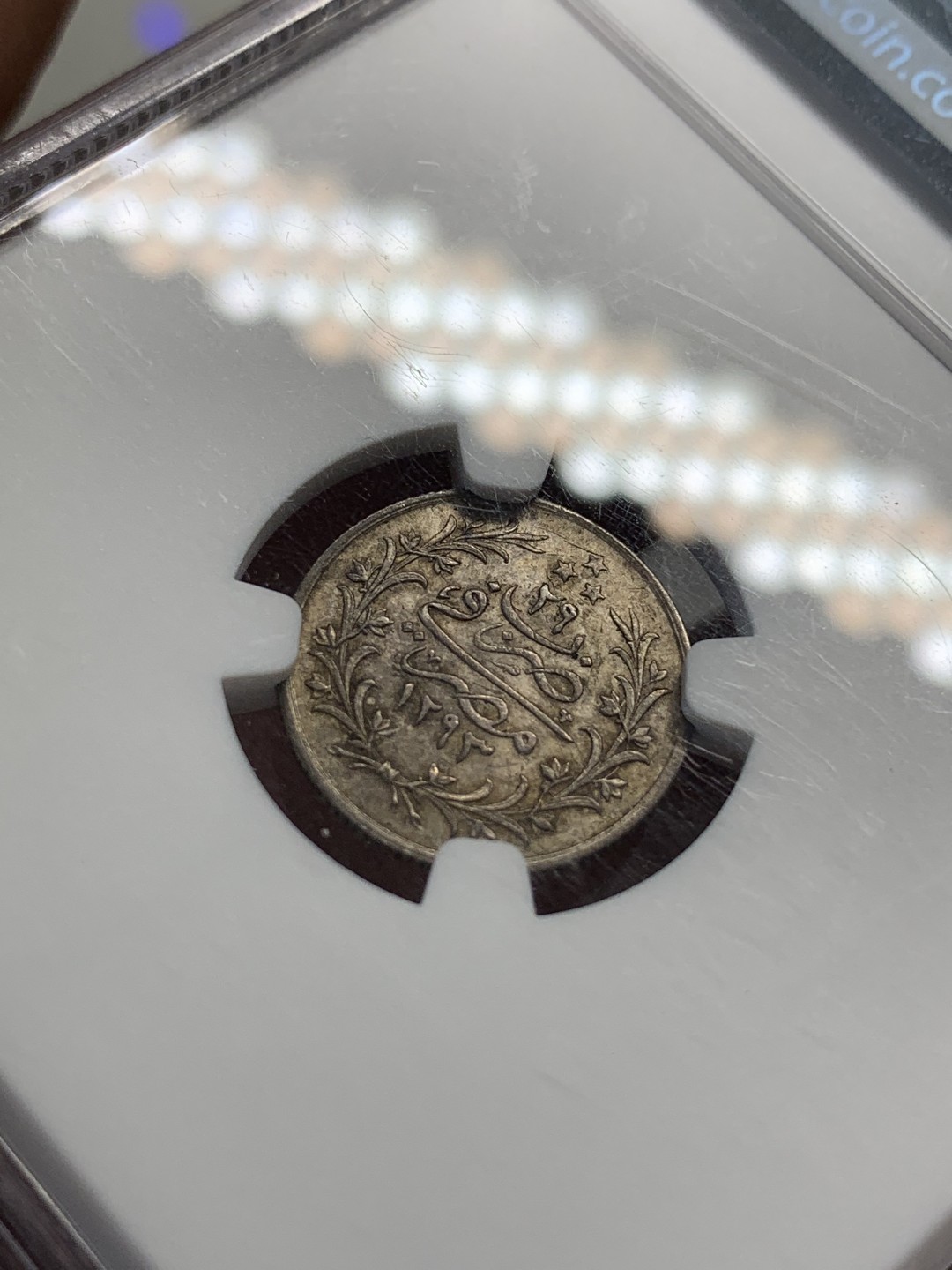 《竞宝斋》第80场-本周日，周一 2场连拍（全场不限金额包邮） NGC-64 埃及AH1293 QIRSH 银币 五彩包浆