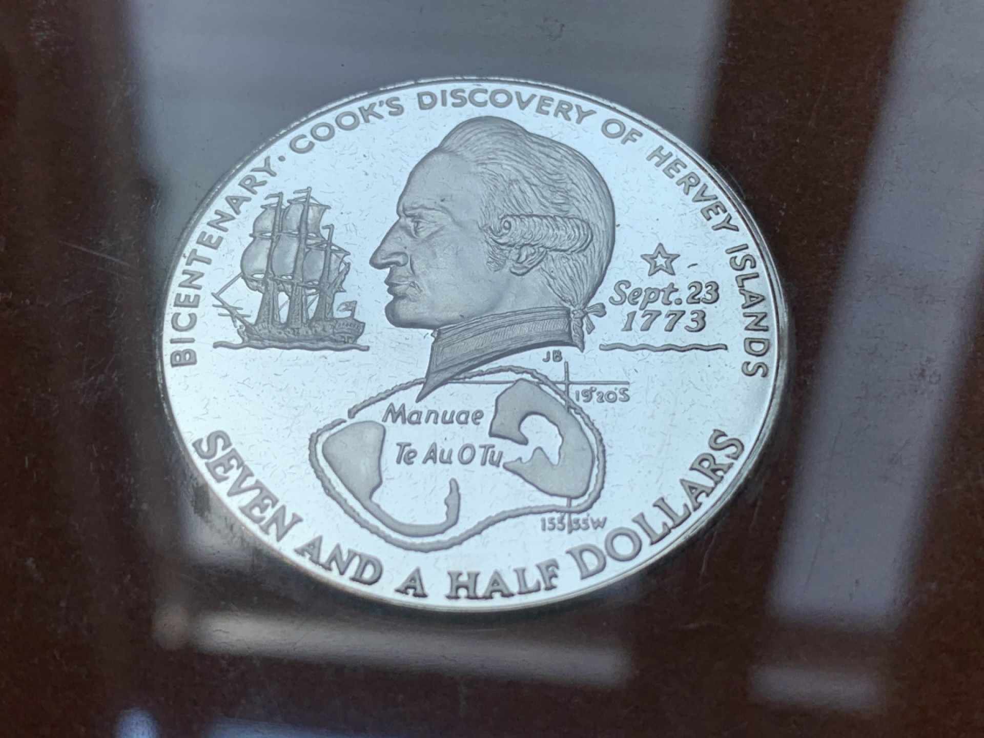 《竞宝斋》第80场-本周日，周一 2场连拍（全场不限金额包邮） 库克群岛 1973年 原盒 精致大银币2枚套