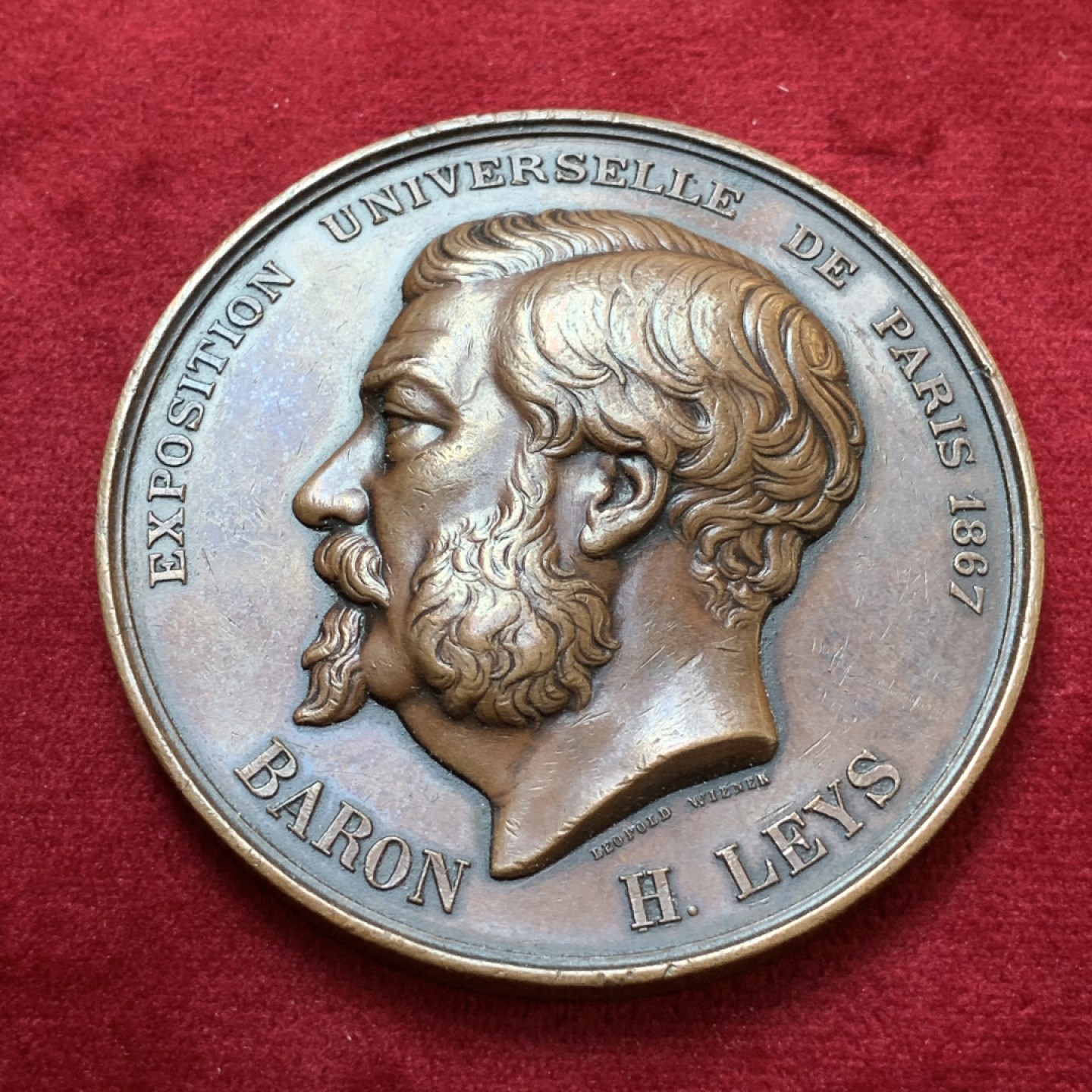 《竞宝斋》第80场-本周日，周一 2场连拍（全场不限金额包邮） 1868年比利时亨利·莱伊斯男爵铜章，直径68mm，重量149g，人相面高浮雕大铜章。