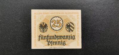 综合藏品场.喜欢出价就得！无套路无托.诚信惠友交友！自动快拍. 德国纸钞一枚.直径5.5*4.5厘米品相8品