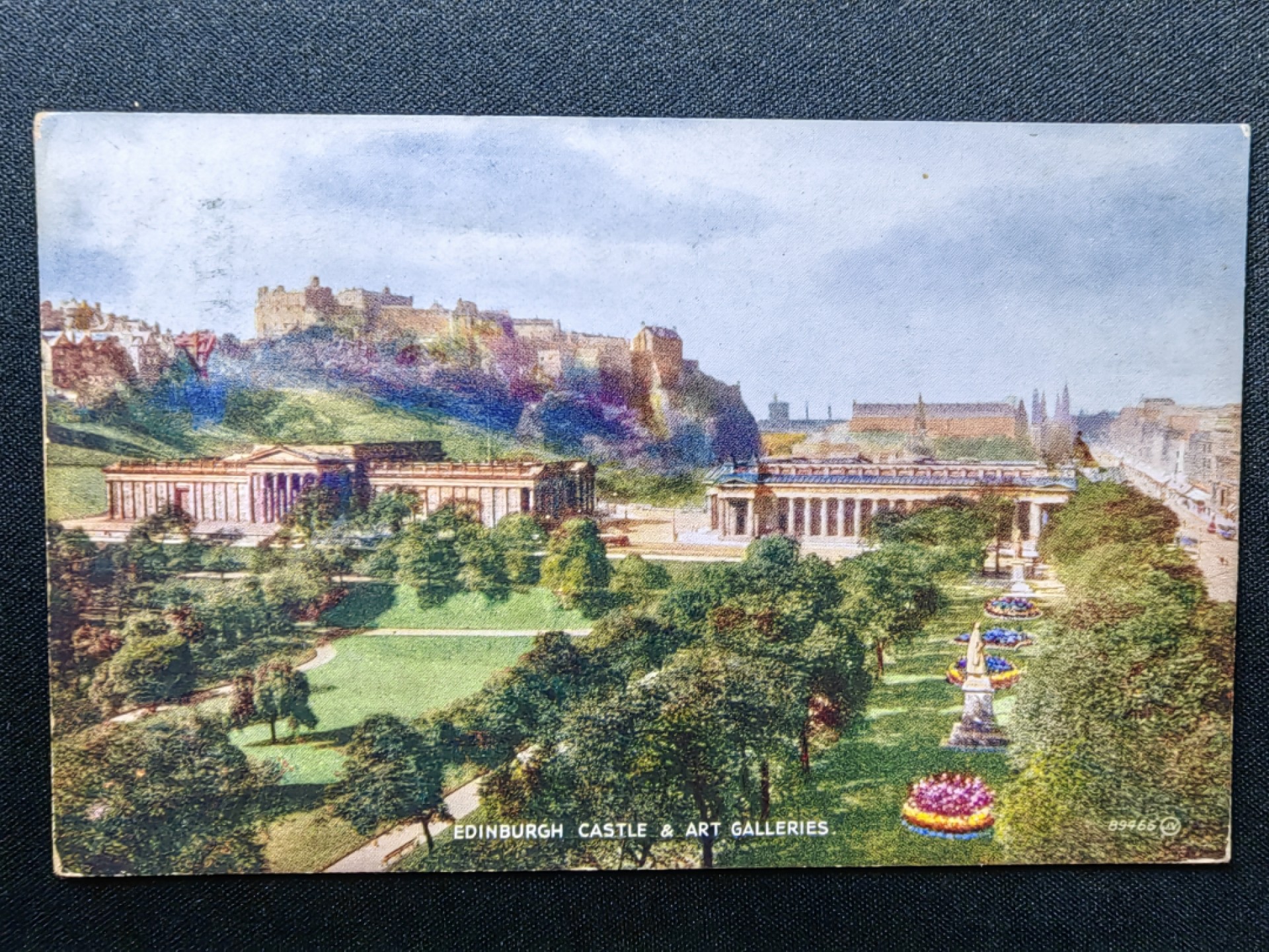 油画风格新专场 城堡中的派对