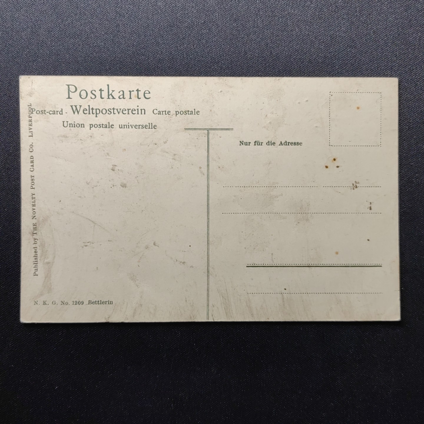 油画风格新专场 背着乐器的姑娘