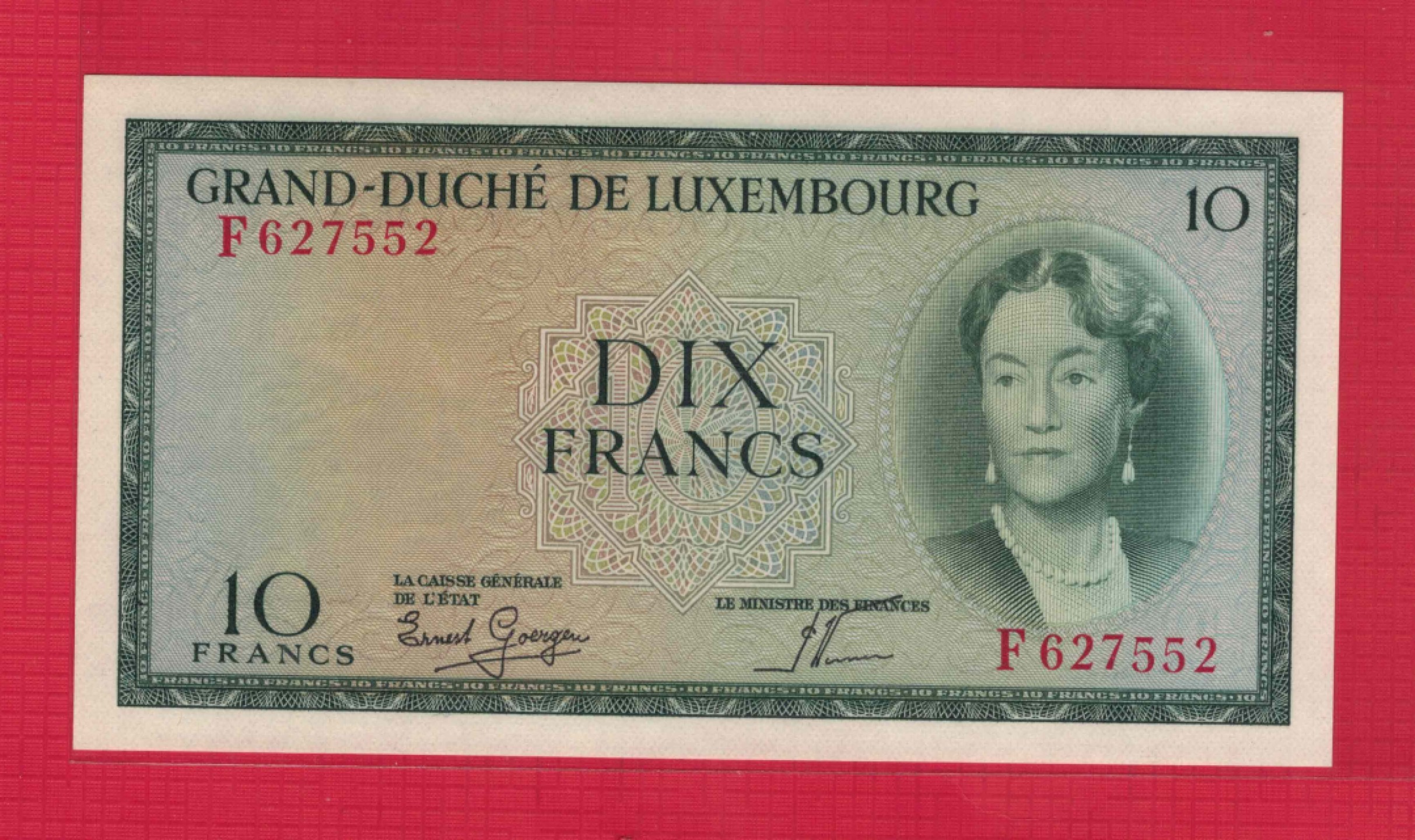 卢森堡1954年10法郎 实物图 UNC  