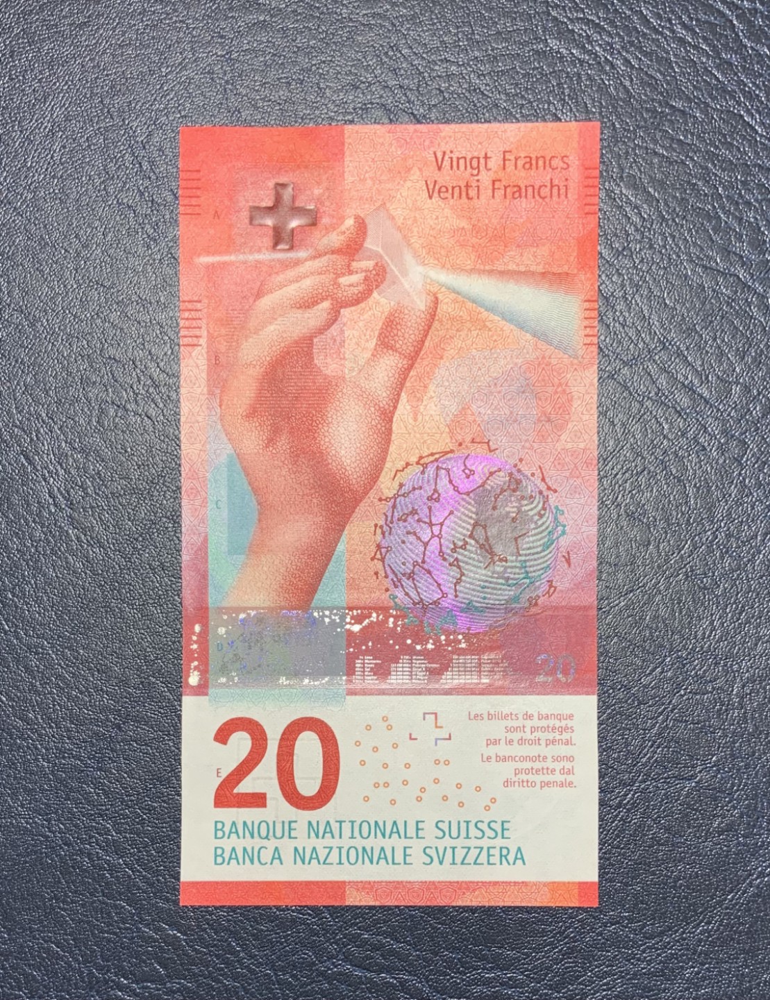 收藏联盟Quantum Auction 第182期拍卖 瑞士2015年20法郎 品相全新UNC A冠 尾号195