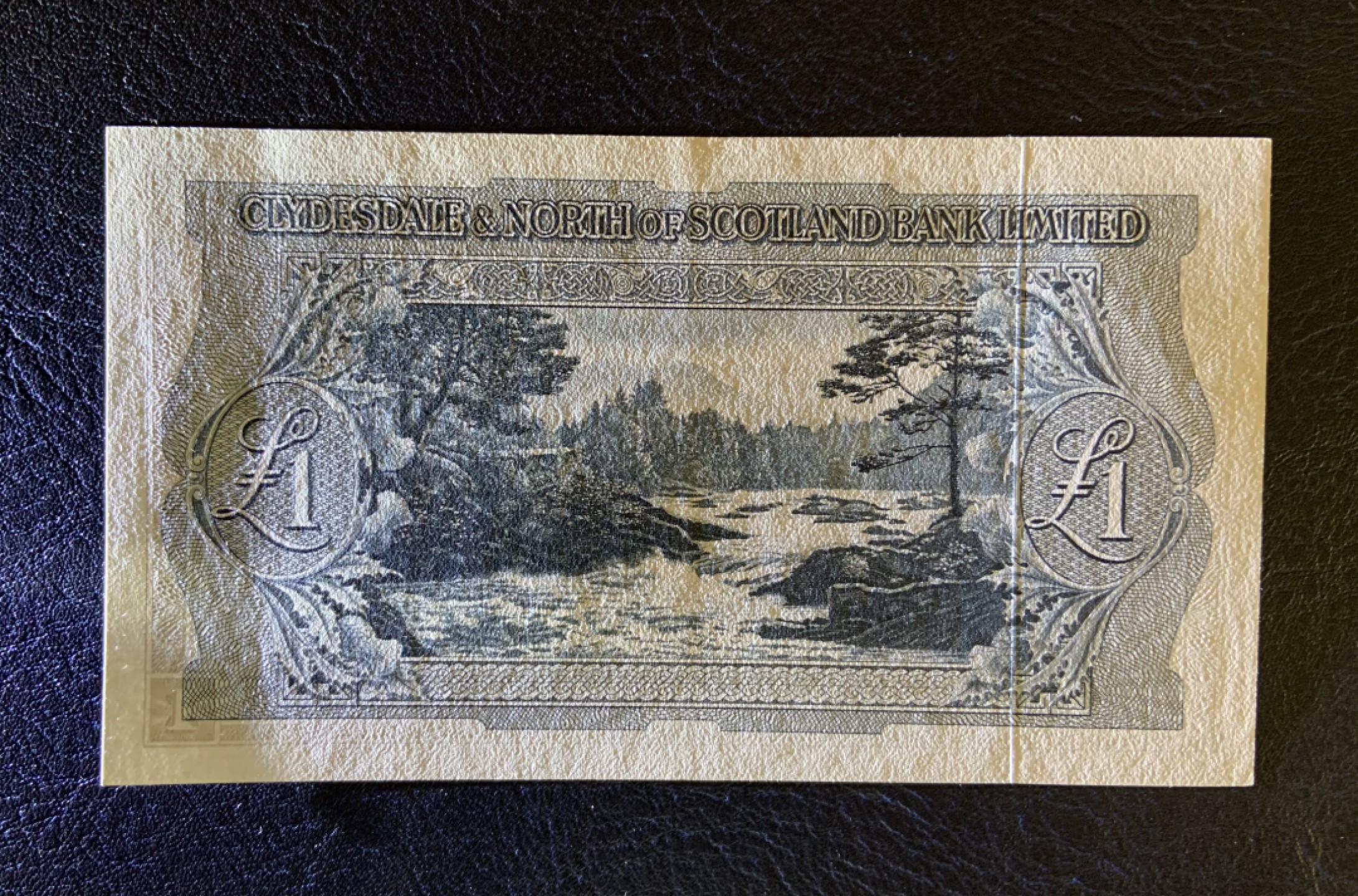 收藏联盟Quantum Auction 第182期拍卖 苏格兰1958年三行联合发行1镑 品相AU 轻微中折 pmg58e剪壳裸币