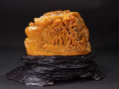 旧藏 寿山田黄石 人物故事 摆件，规格：高7cm宽10cm长14cm，重：1118克， - 旧藏 寿山田黄石 人物故事 摆件，规格：高7cm宽10cm长14cm，重：1118克，
