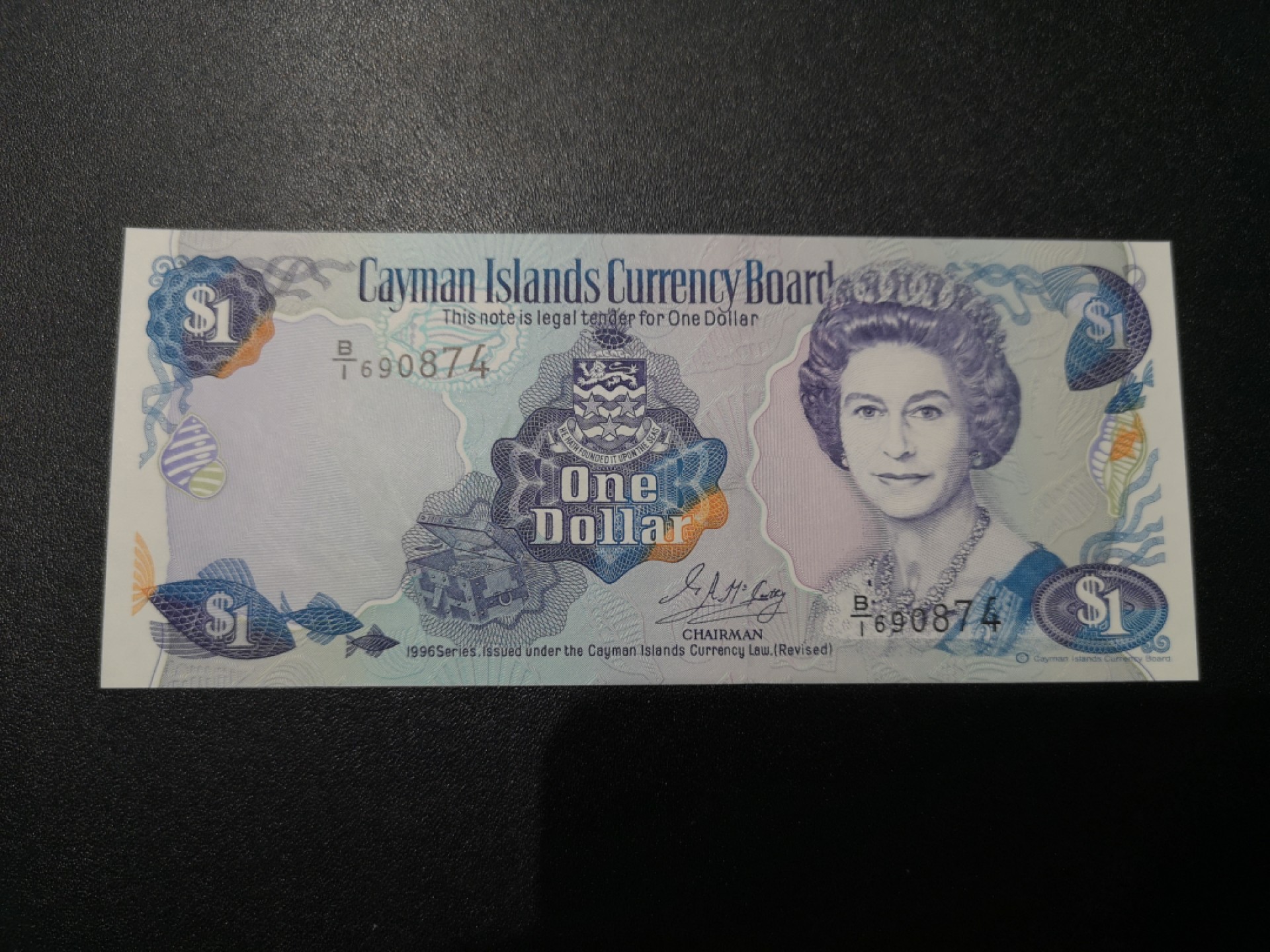 《外钞收藏家》第一百九十三期 开曼1996年1元 unc