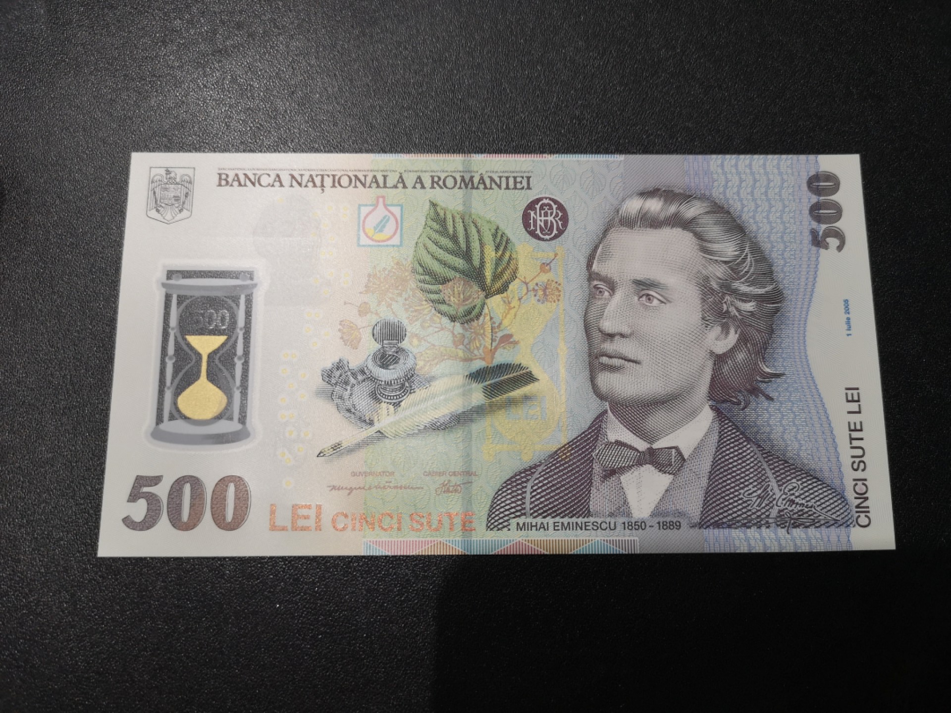 《外钞收藏家》第一百九十三期 罗马尼亚2009年500列伊塑料流通钞unc