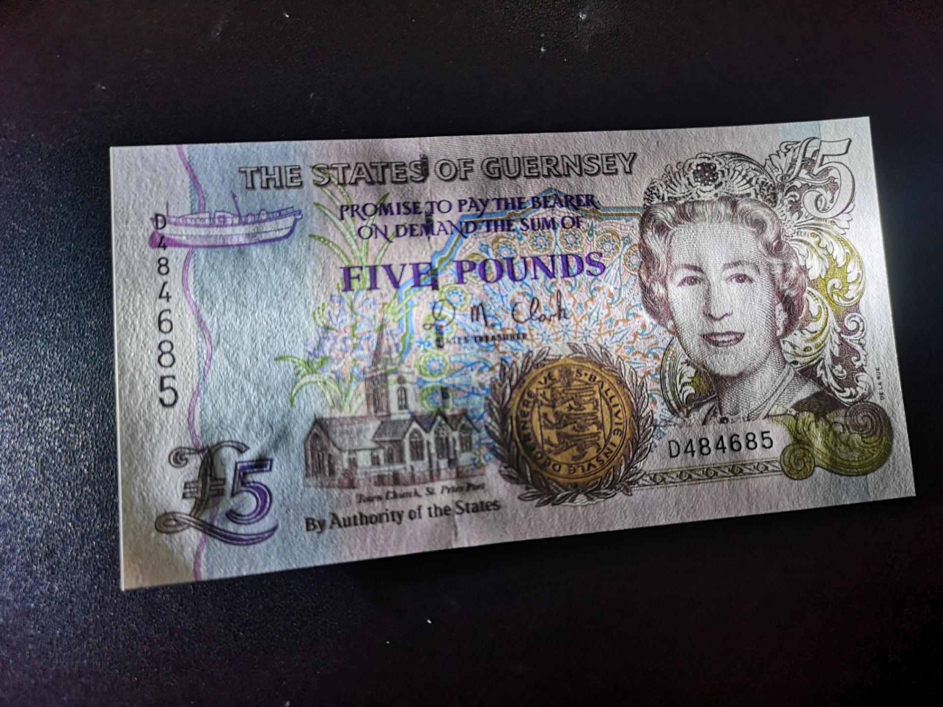 《外钞收藏家》第一百九十三期 根西岛1994-2008年5镑 unc 