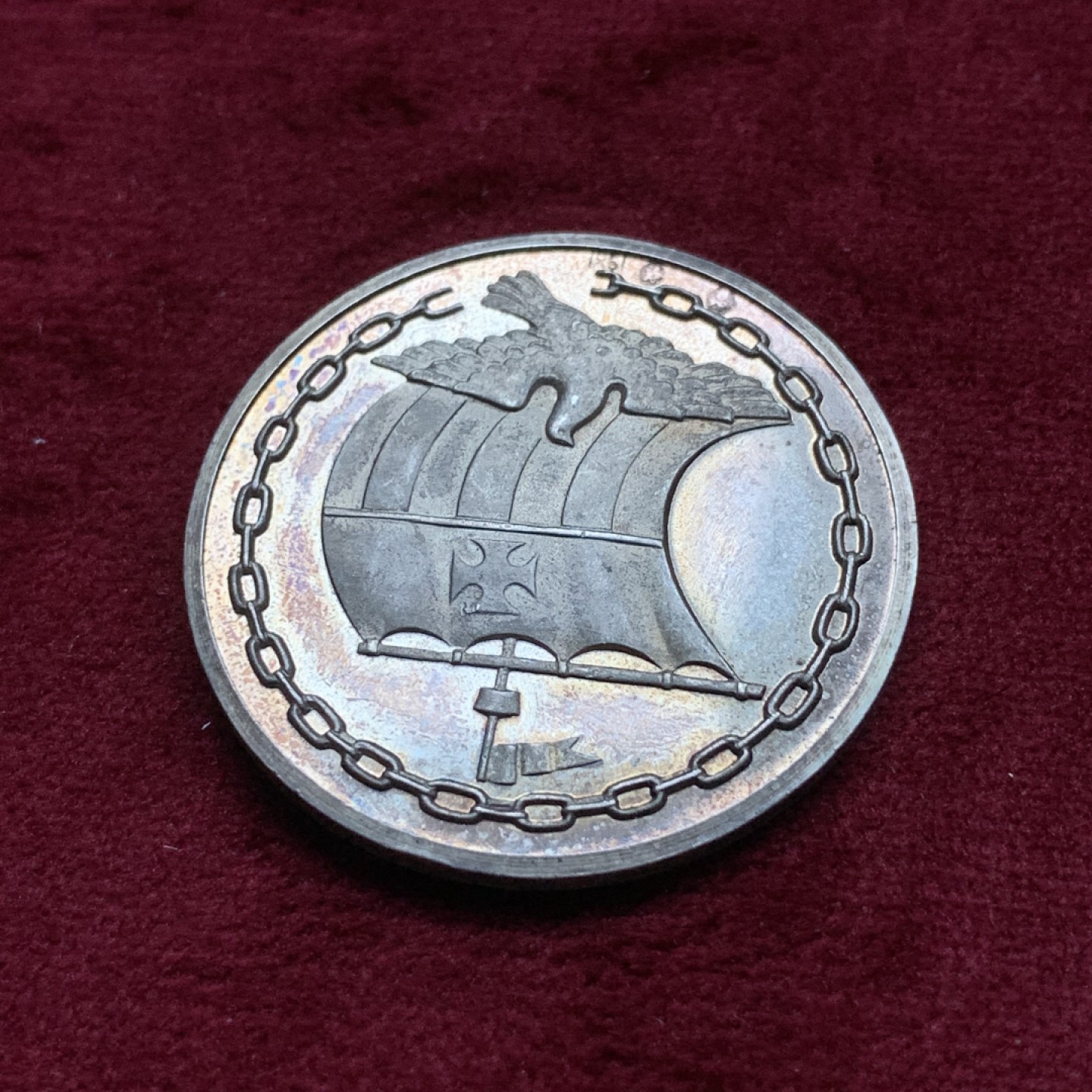 《竞宝斋》第82场-本周日，周一，周四3场拍卖（全场不限金额包邮） 西班牙 1981年 圣母抱婴 银章 15克 92.5%银