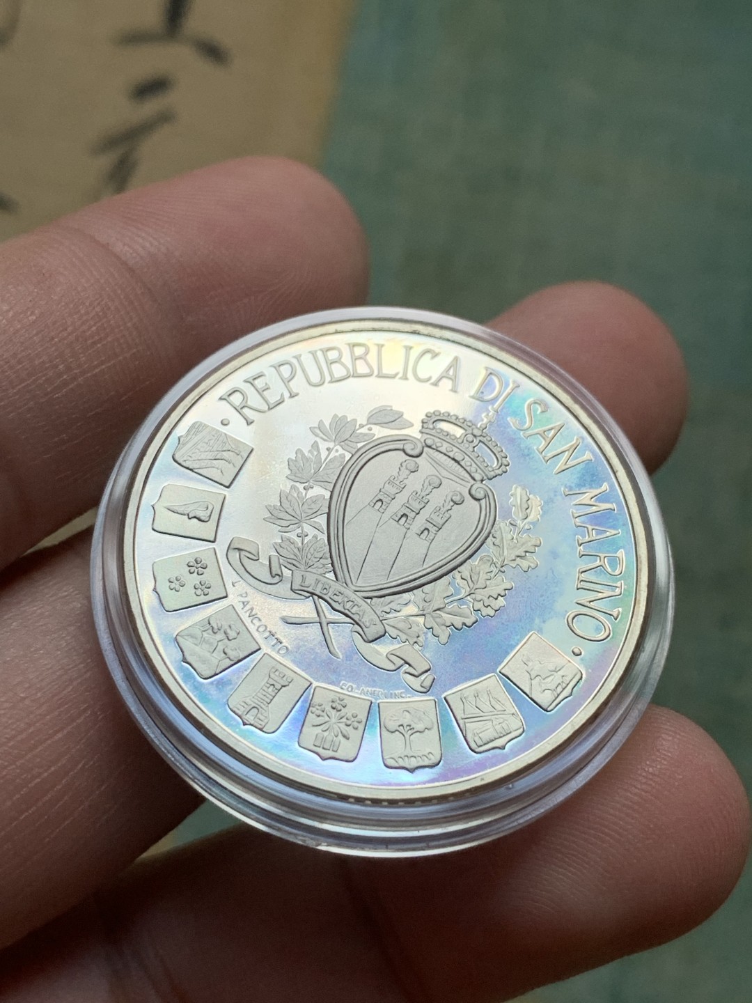 《竞宝斋》第82场-本周日，周一，周四3场拍卖（全场不限金额包邮） 原盒证书 圣马力诺1997年 迎接千禧年 10000里拉 精制PROOF大银币 22克